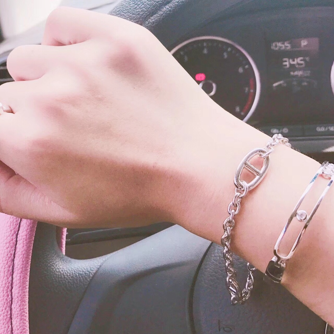 Hermes bracelet