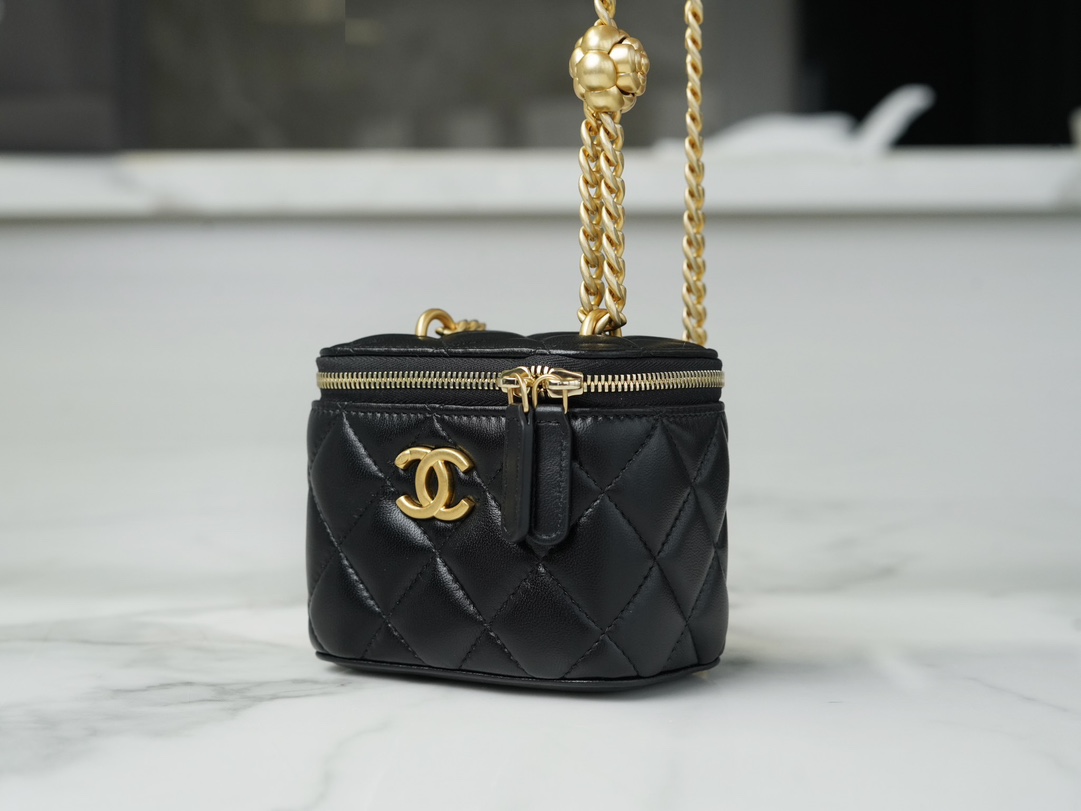 𝗖𝗛𝗔𝗡𝗘𝗟✦ 23s new spring/summer Camellia adjustable buckle small box