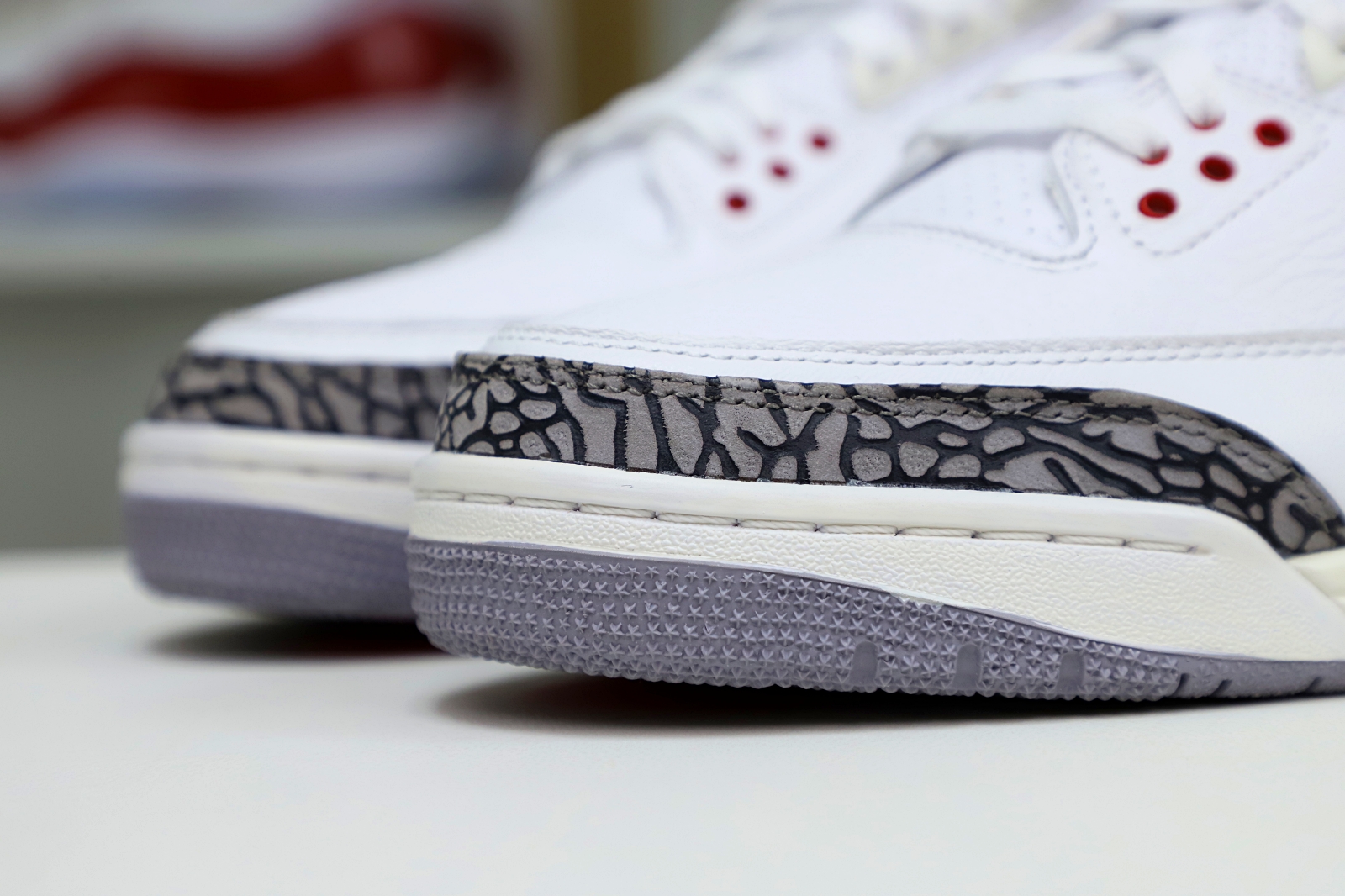 AIR JORDAN 3 WHITE CEMENT REIMAGINED