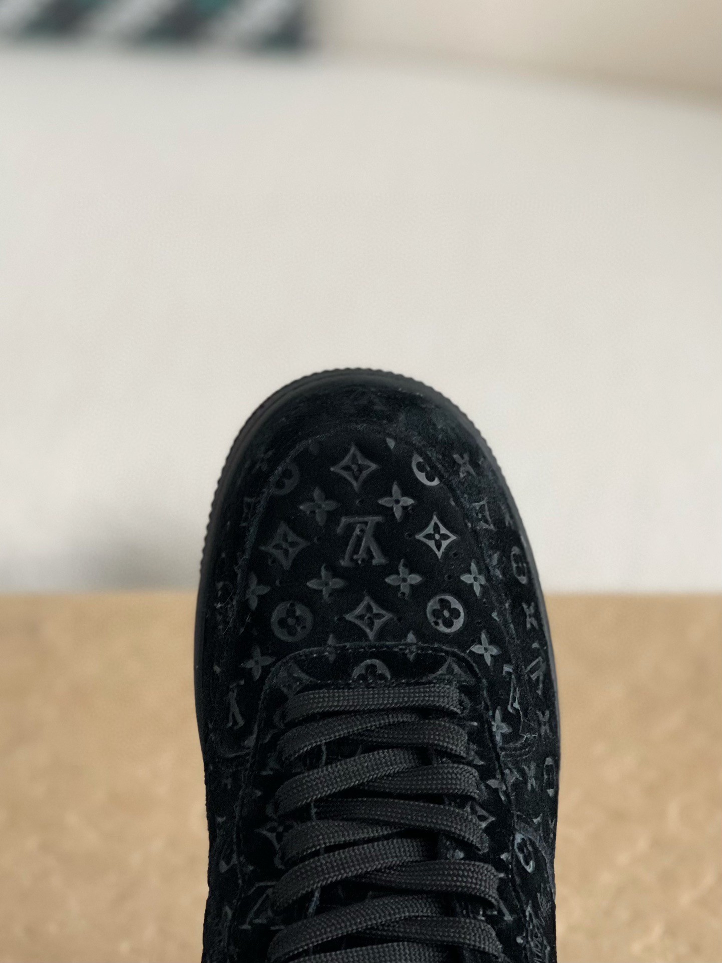 LOUIS VUITTON × NIKE AIR FORCE 1 Sneaker