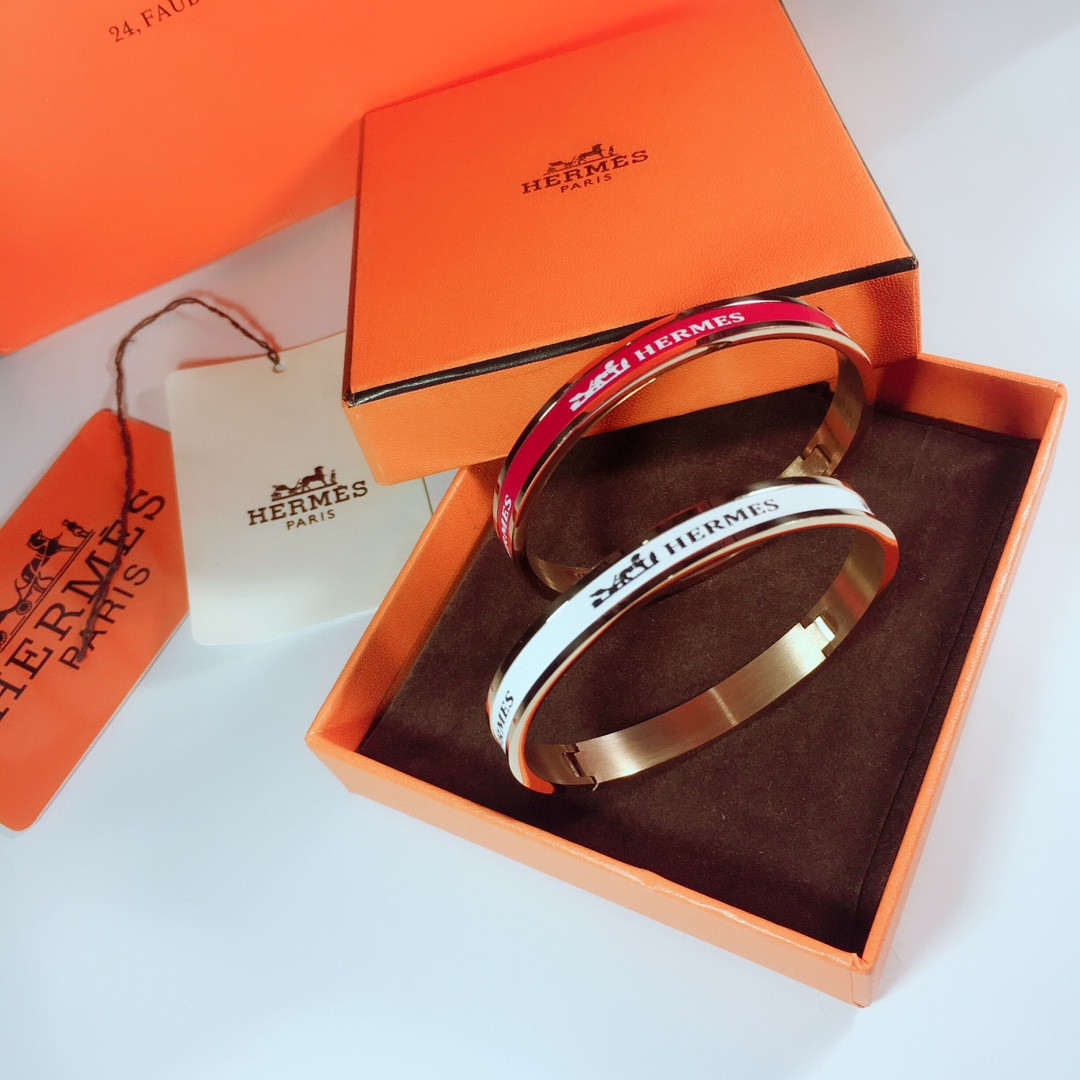 Hermes bracelet