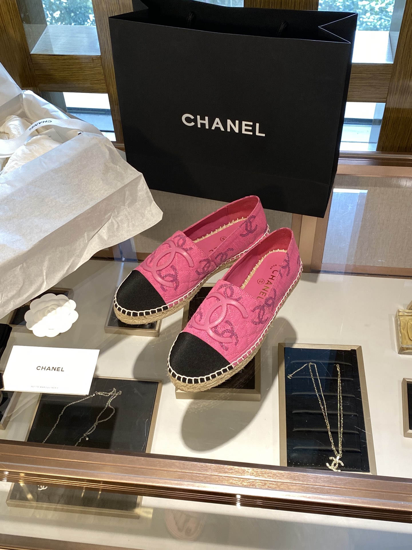 CHANEL fisherman shoes Chanel classic version of the original injection of rubber translucent rubber original color hemp sole