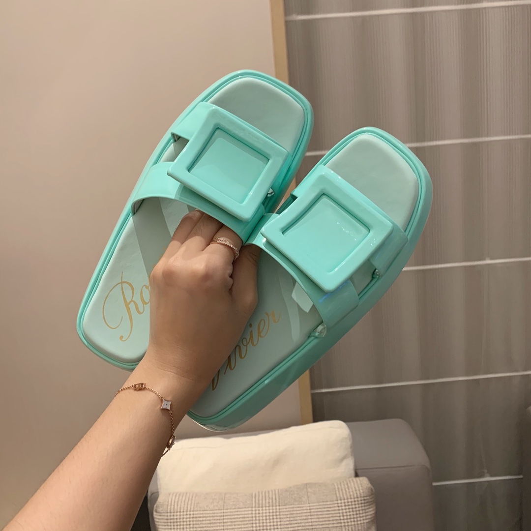 Roger Vivier | 𝟐𝟎𝟐𝟏/𝐒𝐒 𝐧𝐞𝐰 RV Top Edition Diamond Buckle Slippers Swarovski Crystal Diamonds
