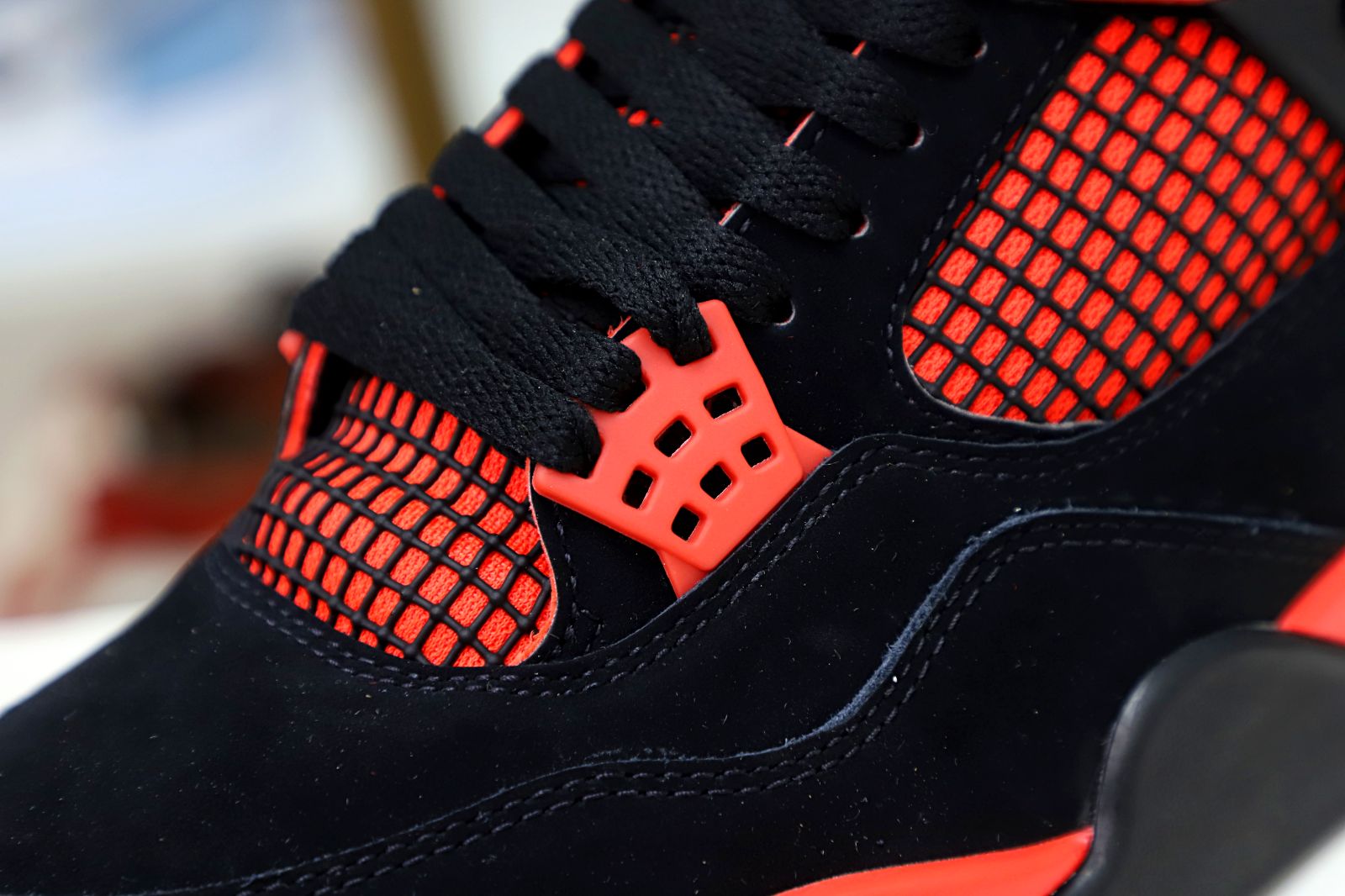 AIR JORDAN 4 RETRO RED THUNDER