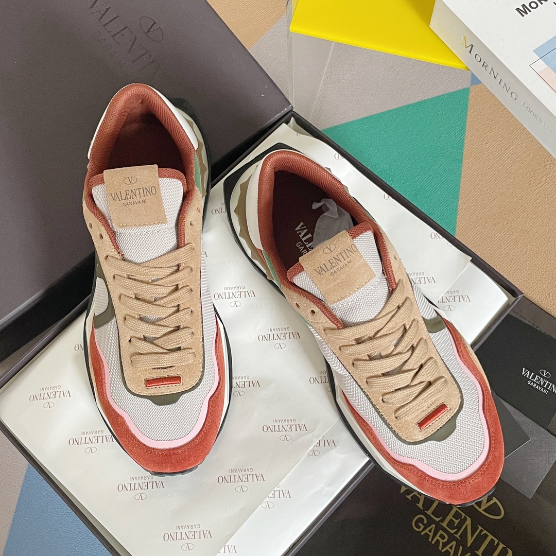 【Valentino】𝟐𝟎𝟐𝟏/𝐒𝐒 𝐧𝐞𝐰  Valentino new NETRUNNER series casual air cushion sports shoes