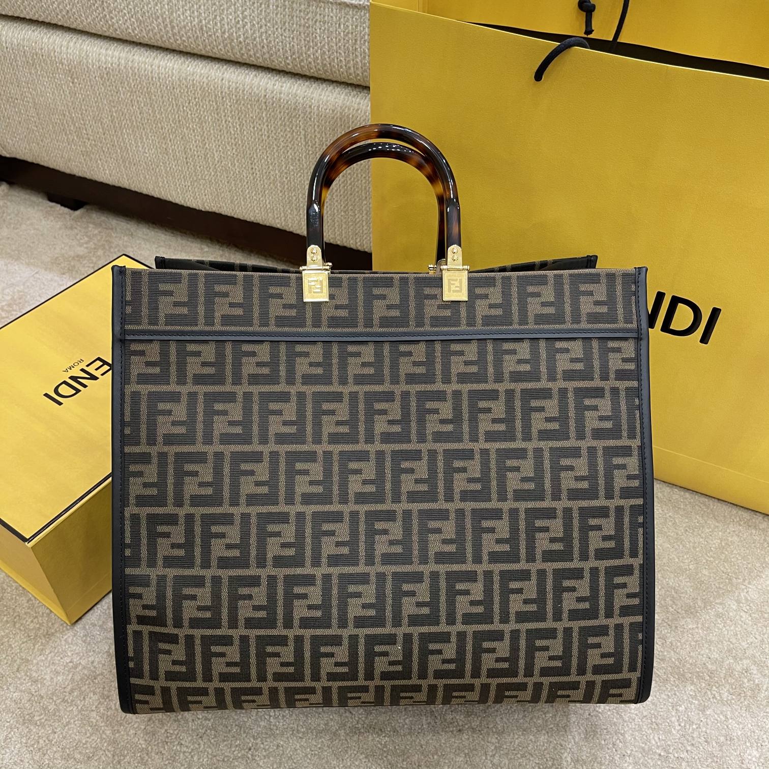FENDI Tote Bag 