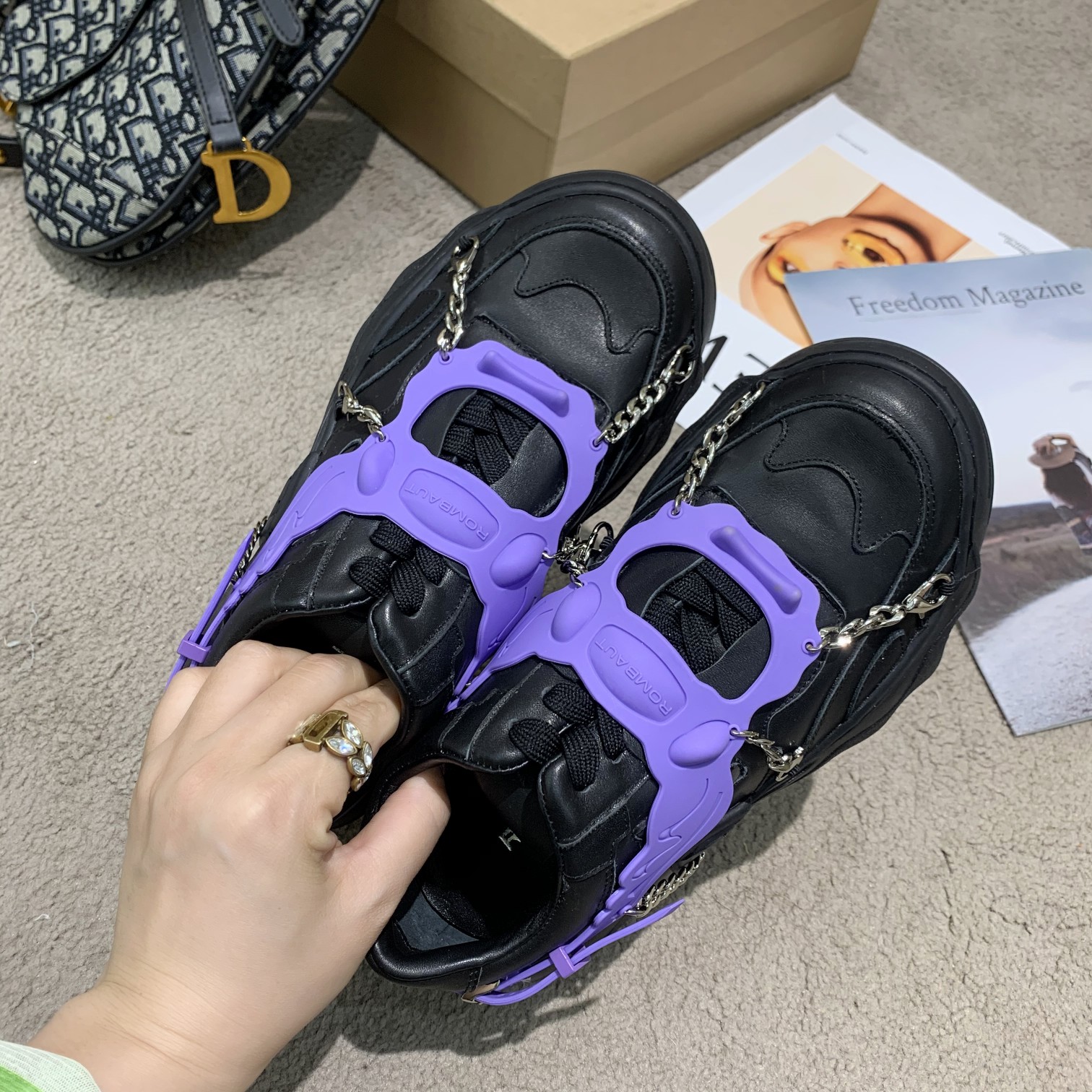 𝐑𝐨𝐫𝐧𝐧𝐢𝐢 ｜2020FW new sneakers upper with silk cowhide upper Sheepskin lining