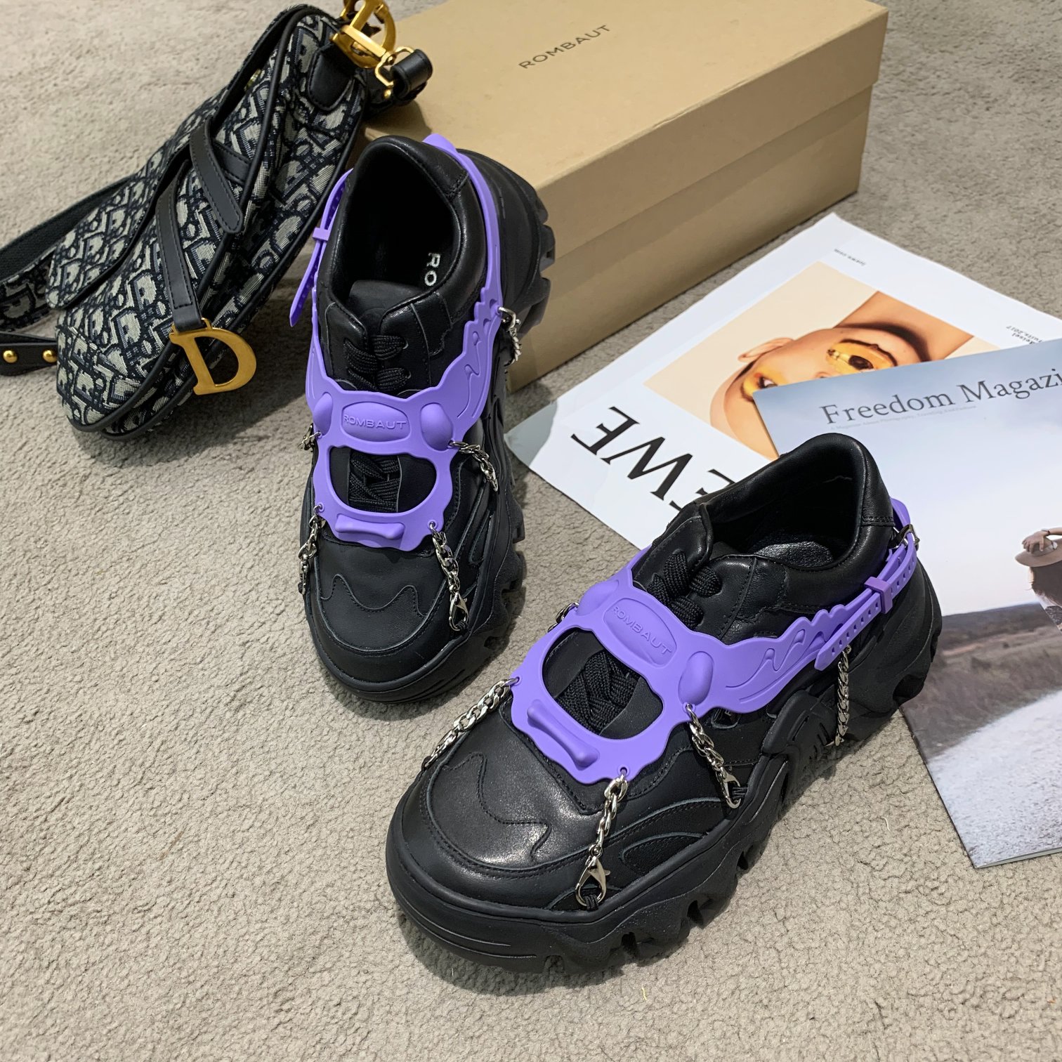 𝐑𝐨𝐫𝐧𝐧𝐢𝐢 ｜2020FW new sneakers upper with silk cowhide upper Sheepskin lining