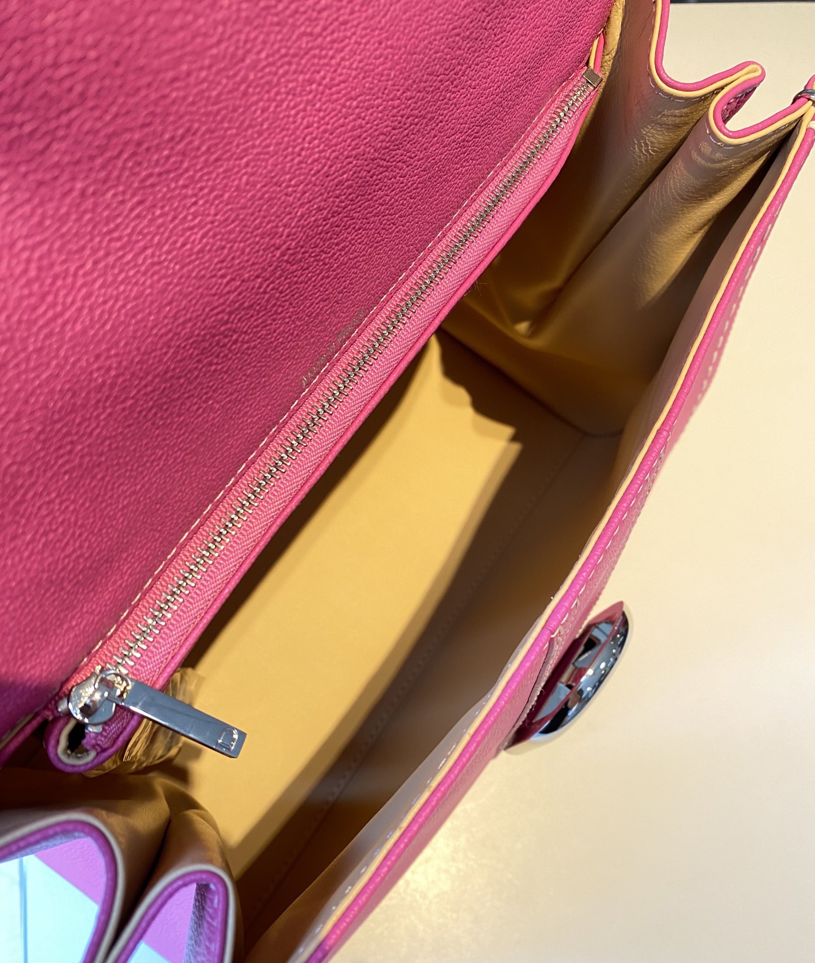 DELVAUX      🇧🇪brillant togo