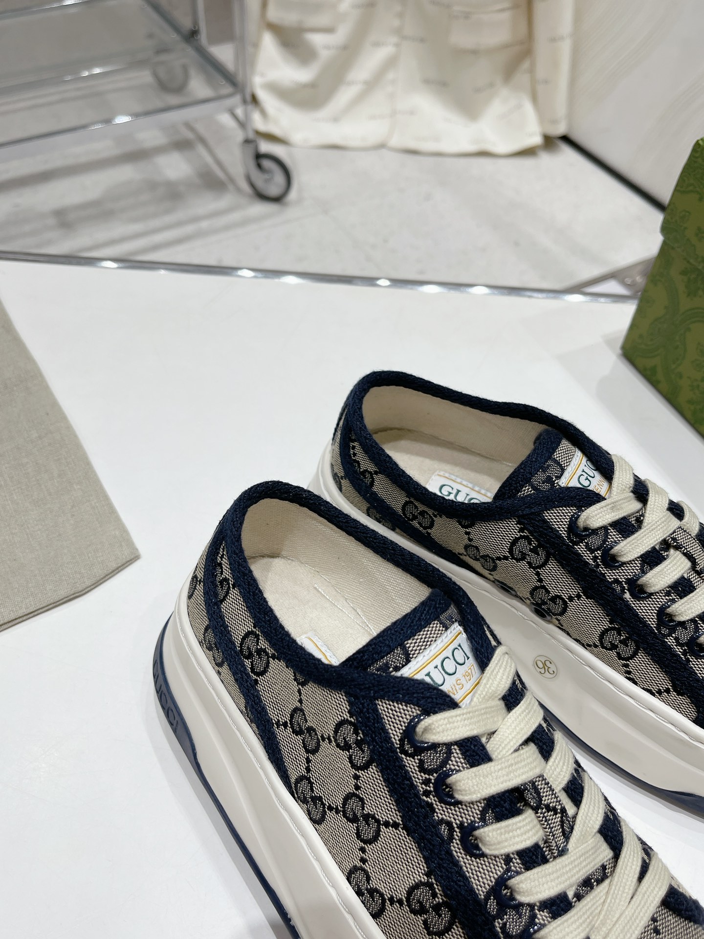 Gucci Explosive Presbyopia Canvas Casual Platform Shoes