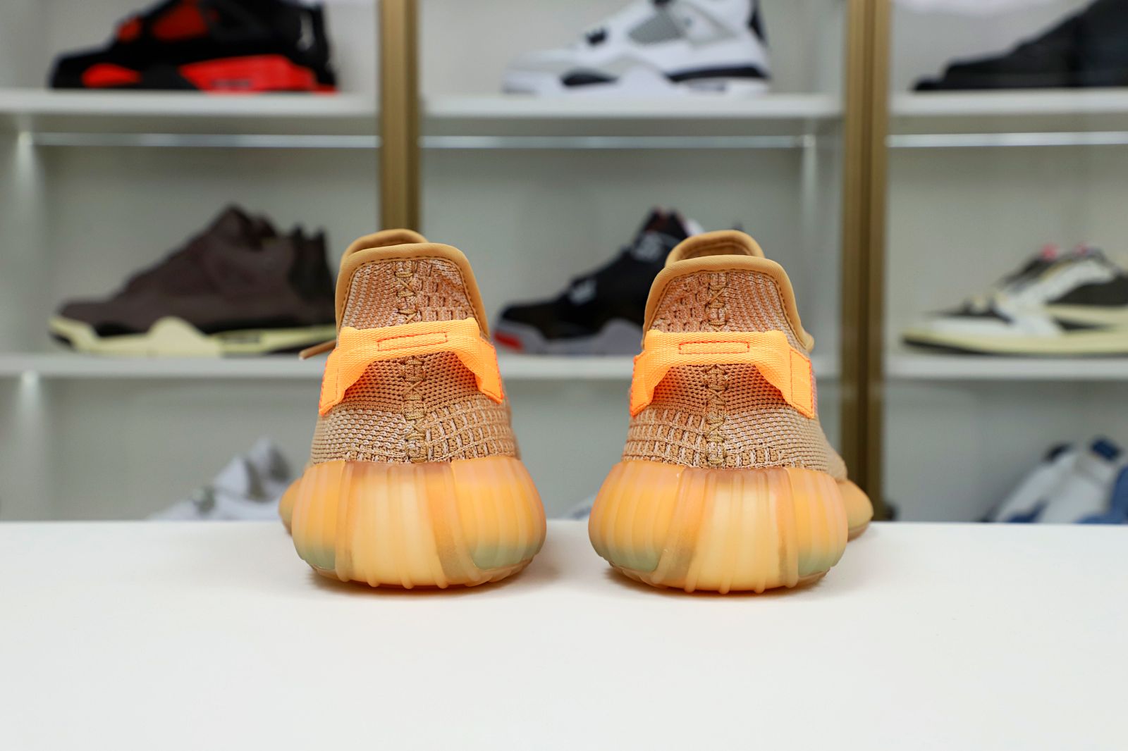 YEEZY BOOST 350 V2 CLAY