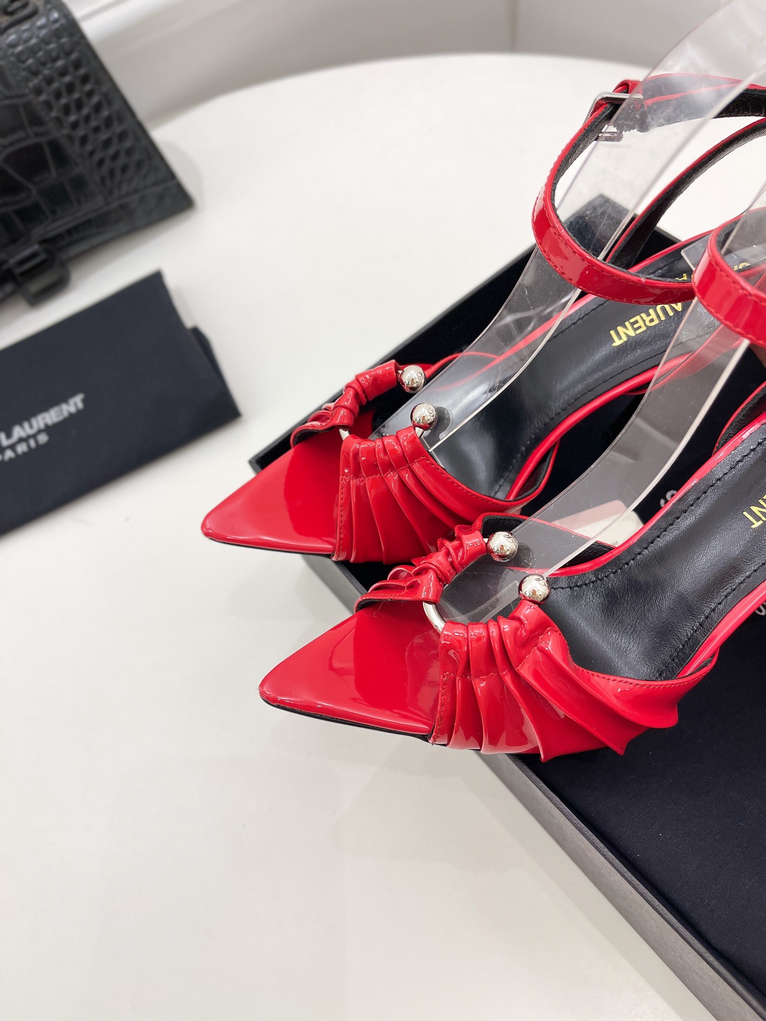 𝙎𝙖𝙞𝙣𝙩 𝙇𝙖𝙪𝙧𝙚𝙣𝙩 | 𝟐𝟎𝟐𝟏/𝐒𝐒 𝐧𝐞𝐰 YSL｜Roland 2022/fw early spring new baked high heels