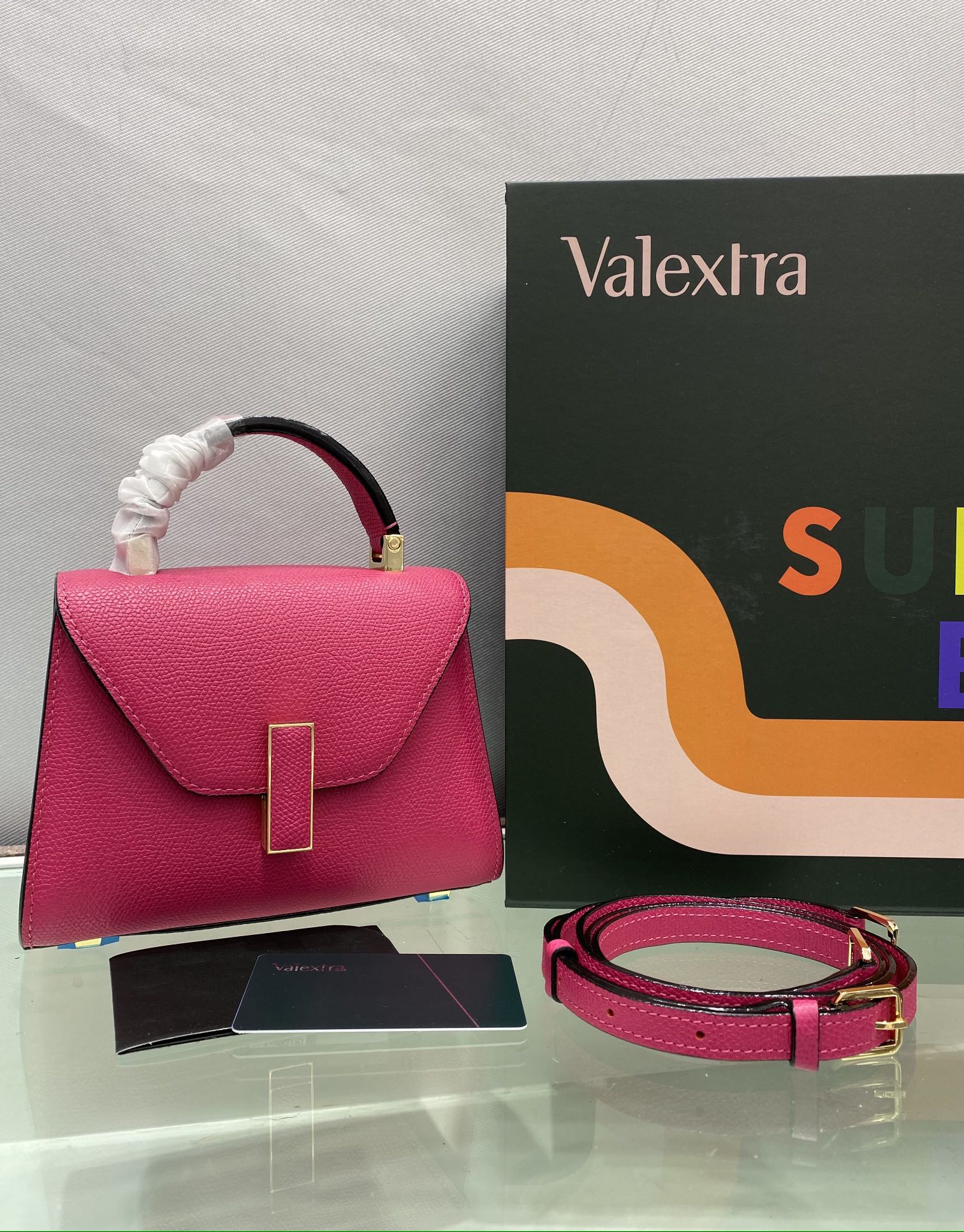 VALEXTRA Valextra