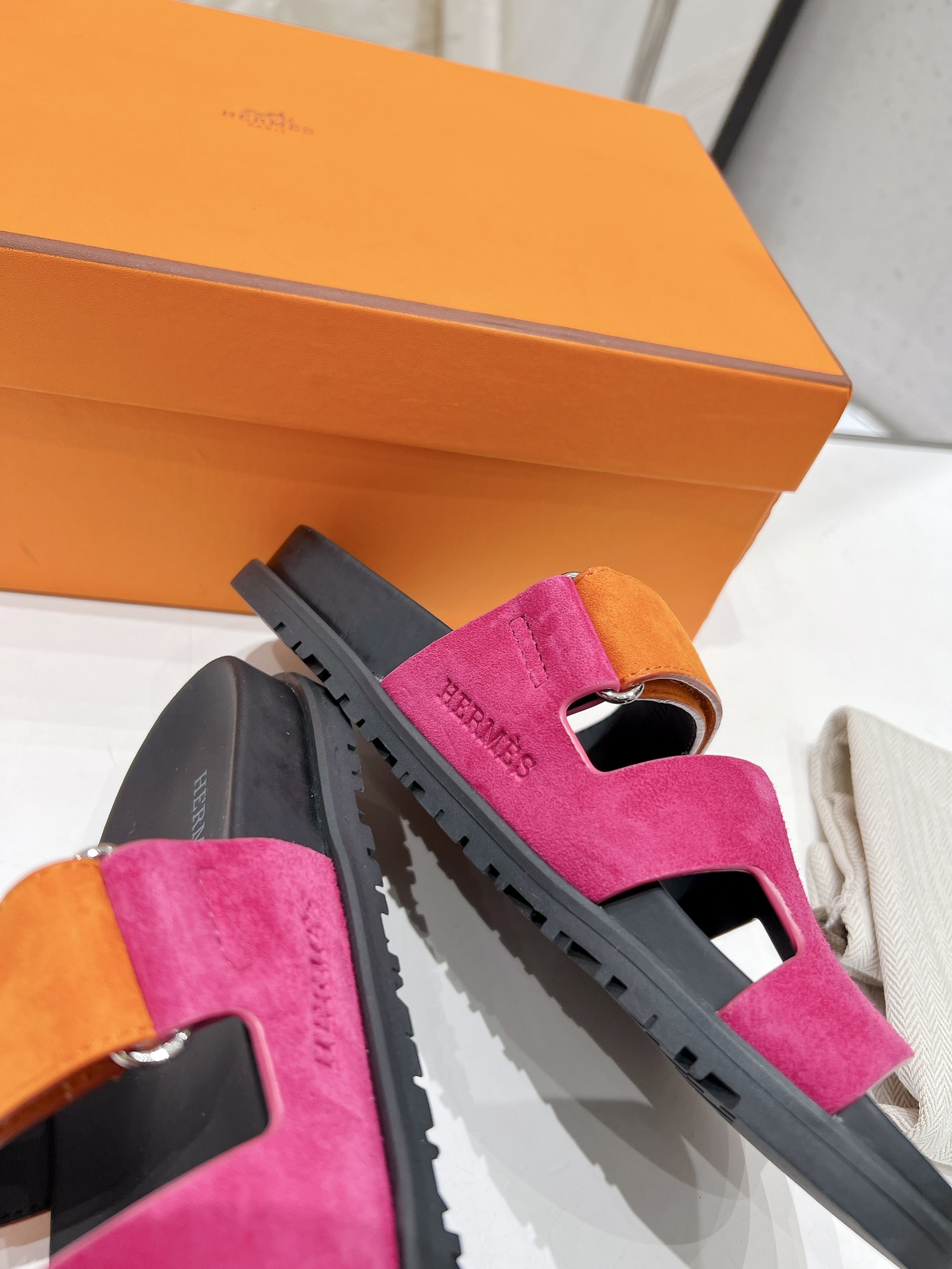 Hermes spring and summer sandals series couple models classic models