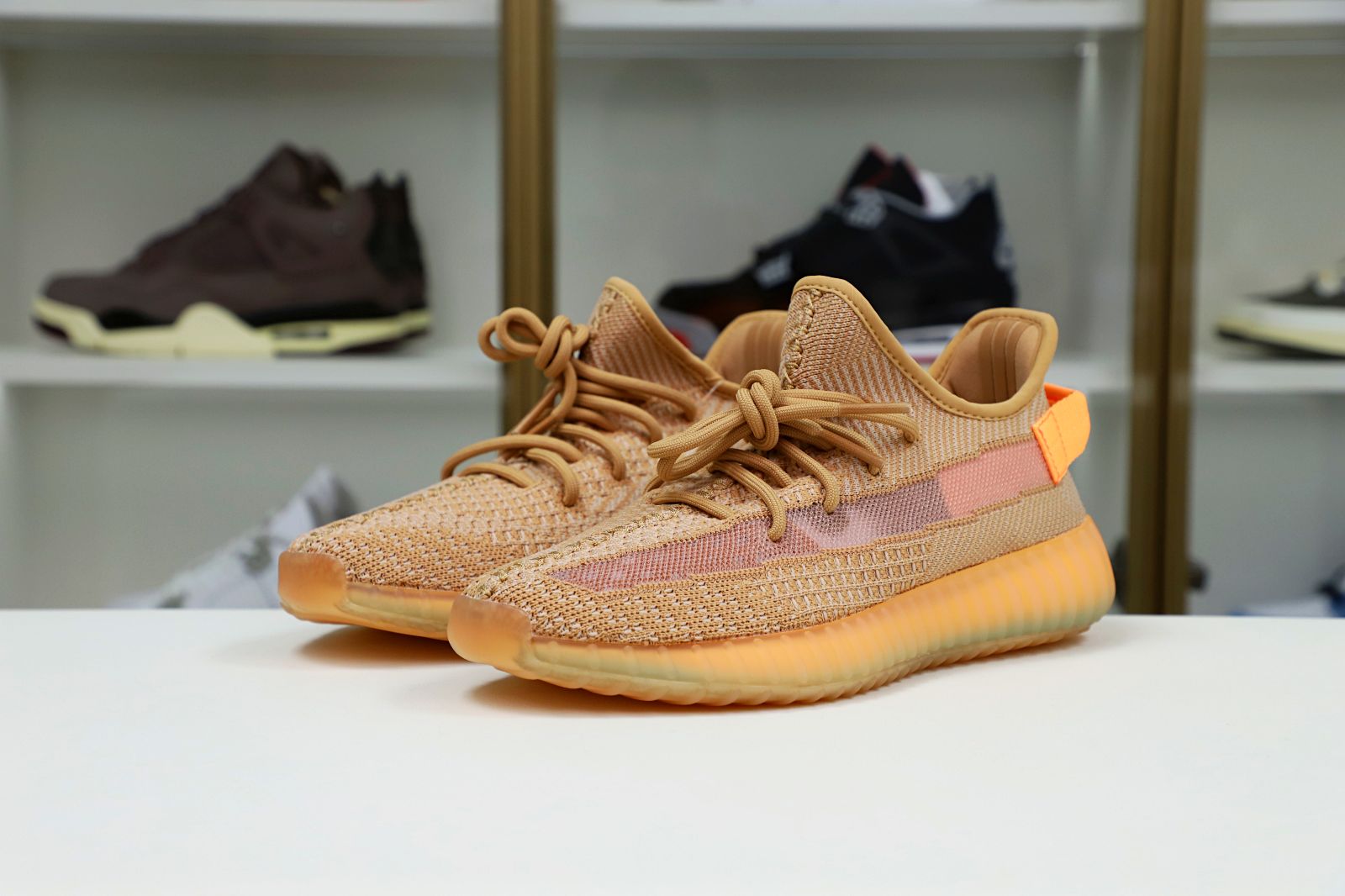 YEEZY BOOST 350 V2 CLAY