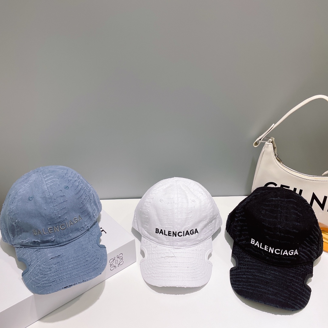 Balenciagabaseball cap