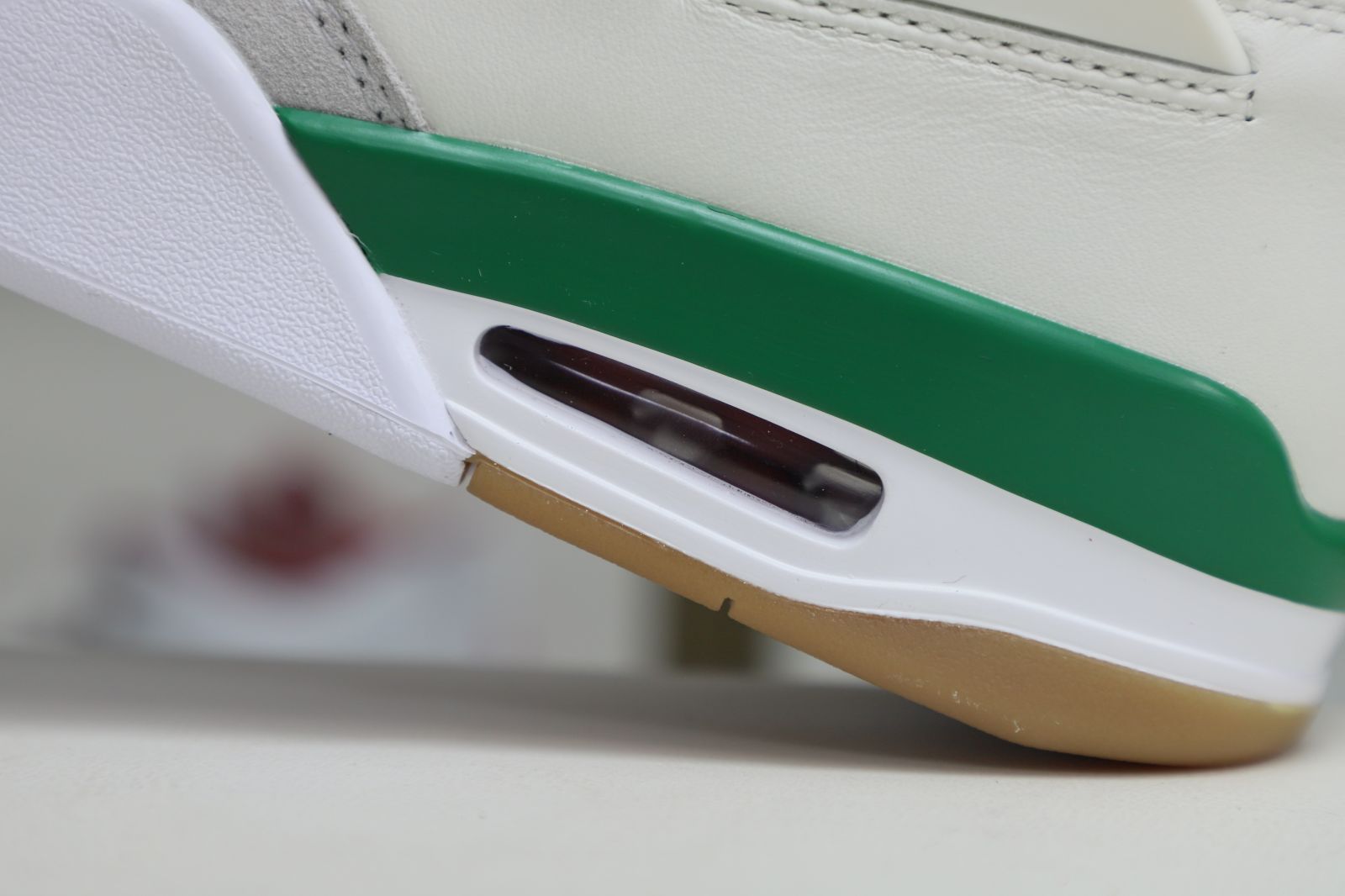 NIKE SB X AIR JORDAN 4 RETRO PINE GREEN