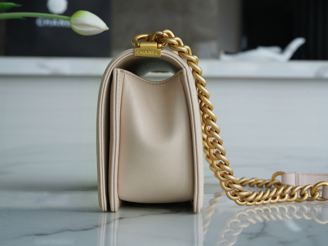 𝗖𝗵𝗮𝗻𝗲𝗹 𝗟𝗲𝗯𝗼𝘆 Imported custom caviar calfskin:Medium Light apricot