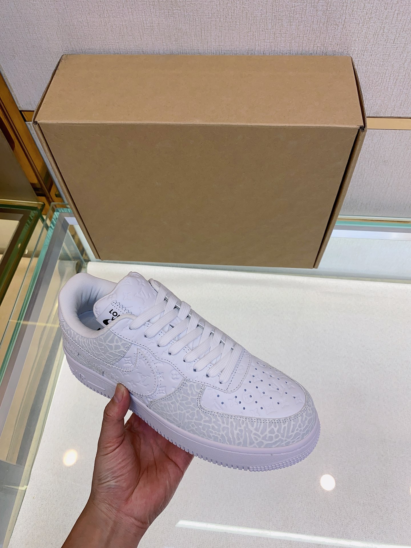 Louis Vuitton Nike joint 🆕Men's Abbesses sneakers