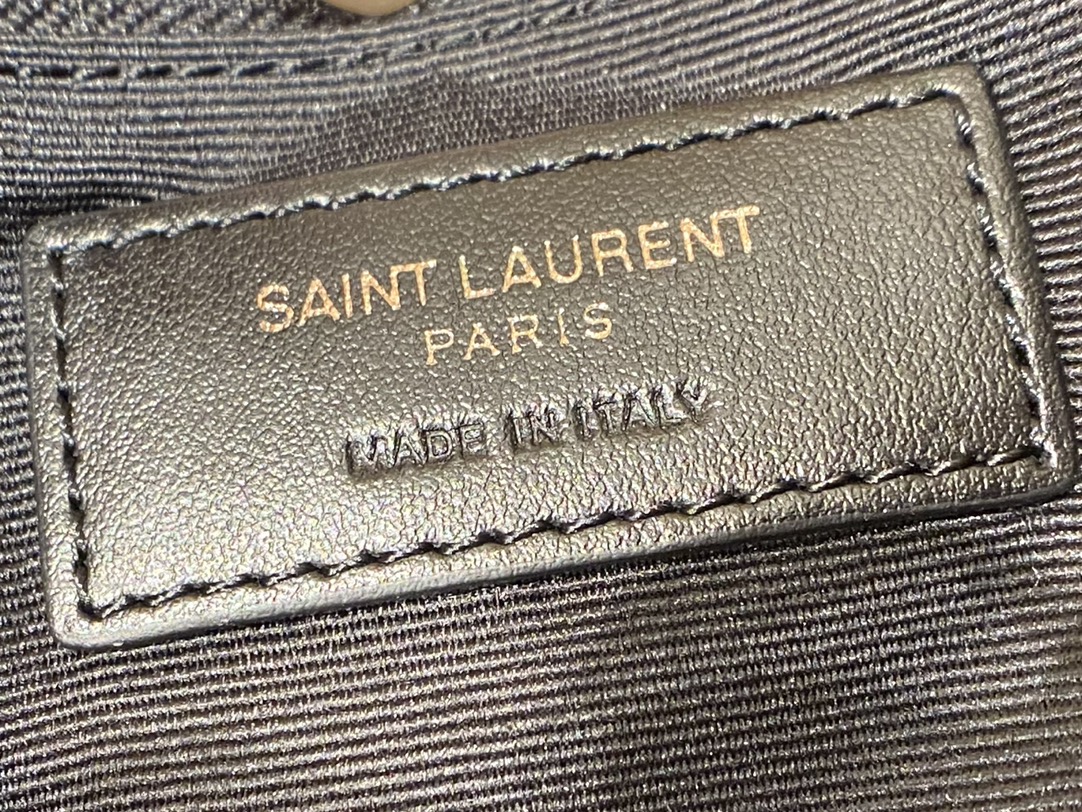 SAINT LAURENT 𝑵𝒊𝒌𝒊 𝒔𝒉𝒐𝒑𝒑𝒊𝒏𝒈 𝒃𝒂𝒈 #577999original leather.JD
