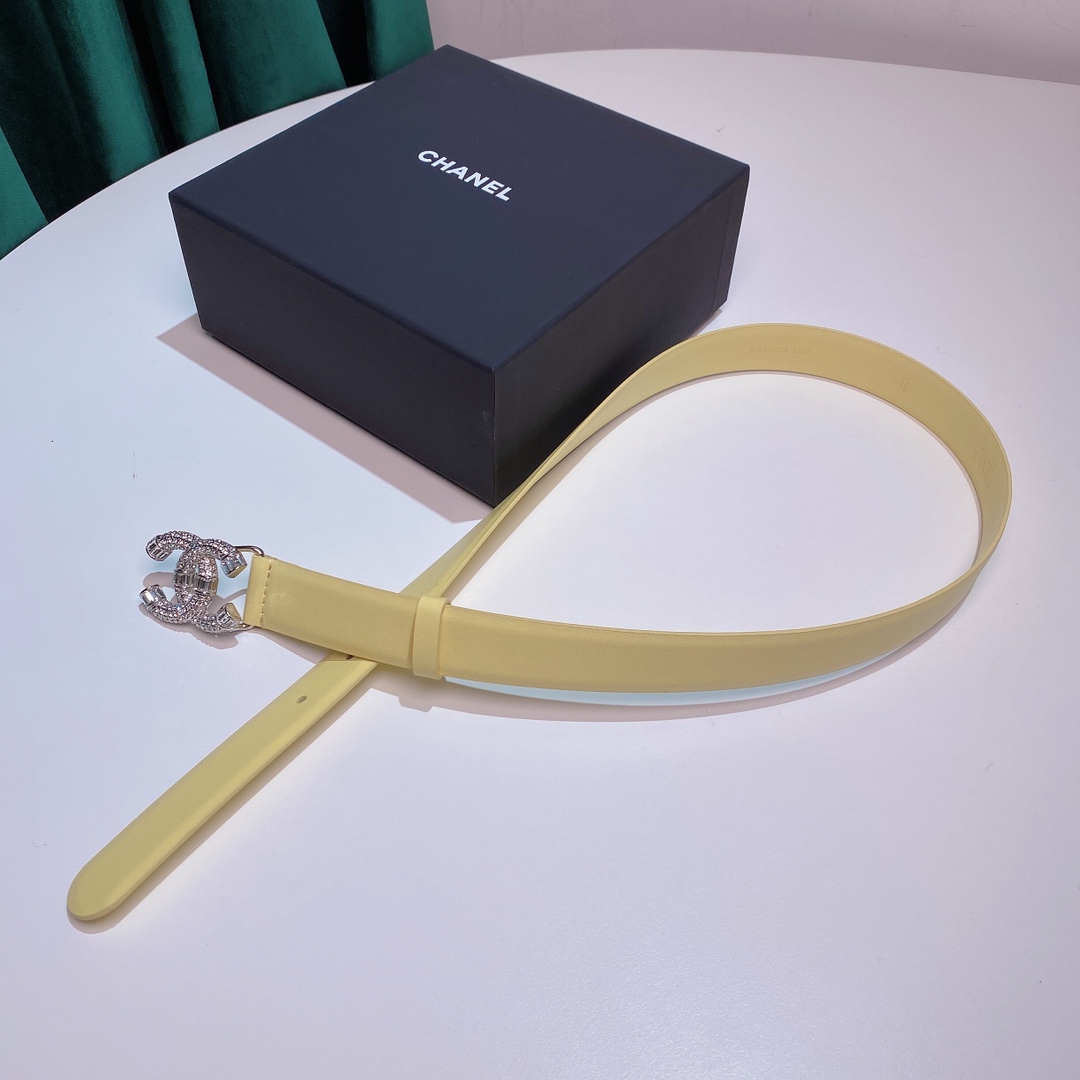 𝗖𝗛𝗔𝗡𝗘𝗟 belt