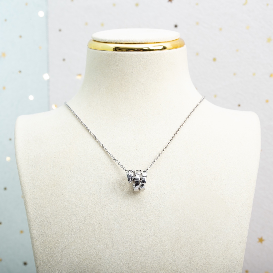 BVLGARI necklace