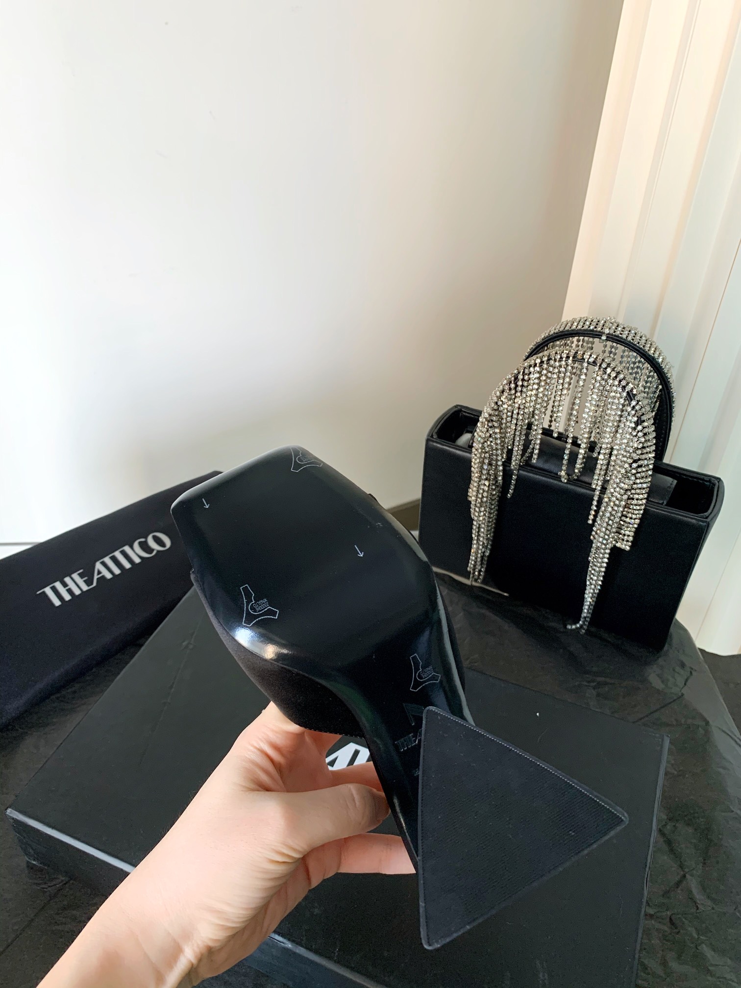 THE ATTICO | 𝟐𝟎𝟐𝟏/𝐒𝐒 𝐧𝐞𝐰 The attico triangle heel sandals lined with sheepskin leather genuine leather outsole