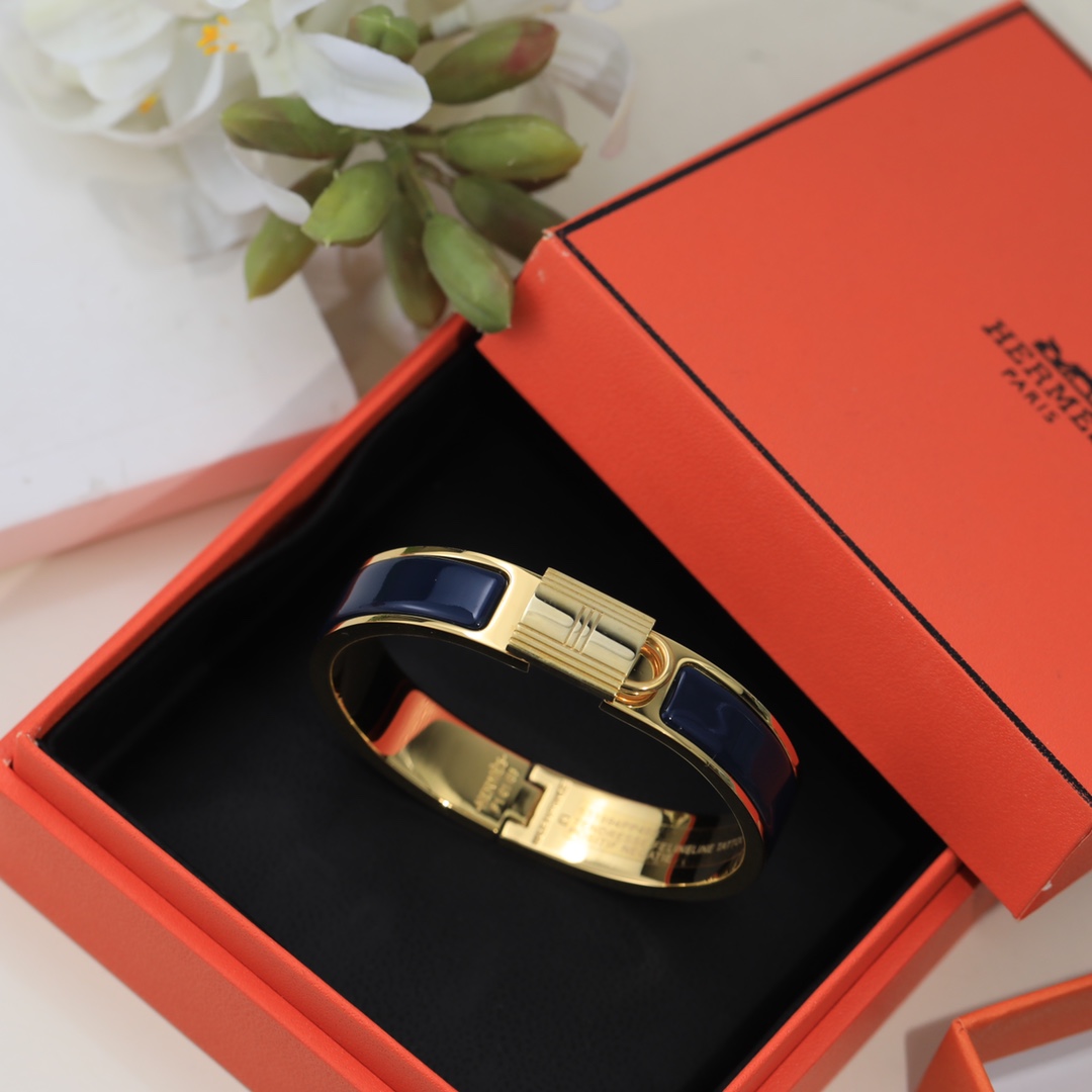 Hermes bracelet