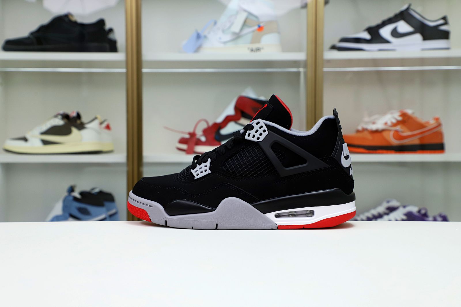 AIR JORDAN 4 RETRO OG BRED 2019