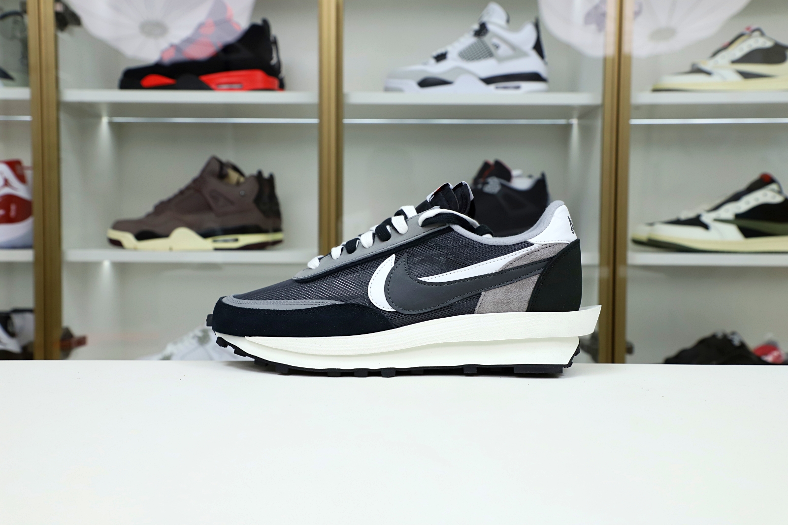 SACAI X LDWAFFLE BLACK