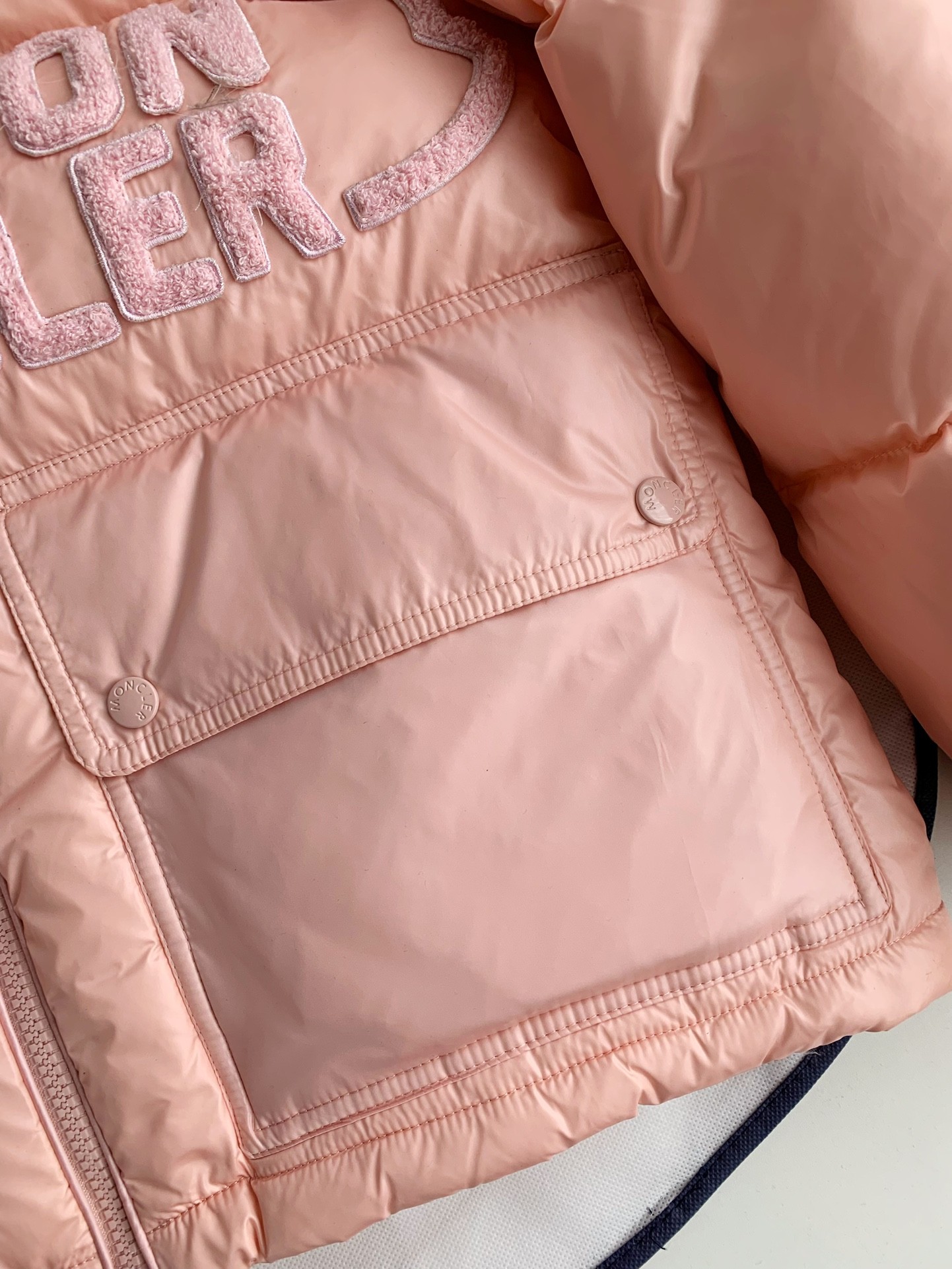 Moncler Thick down jacket for women-pink
