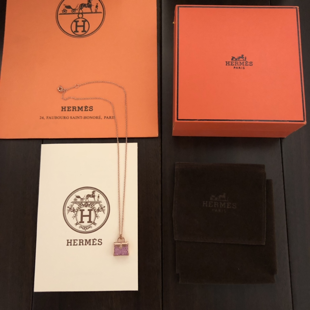 Hermes necklace