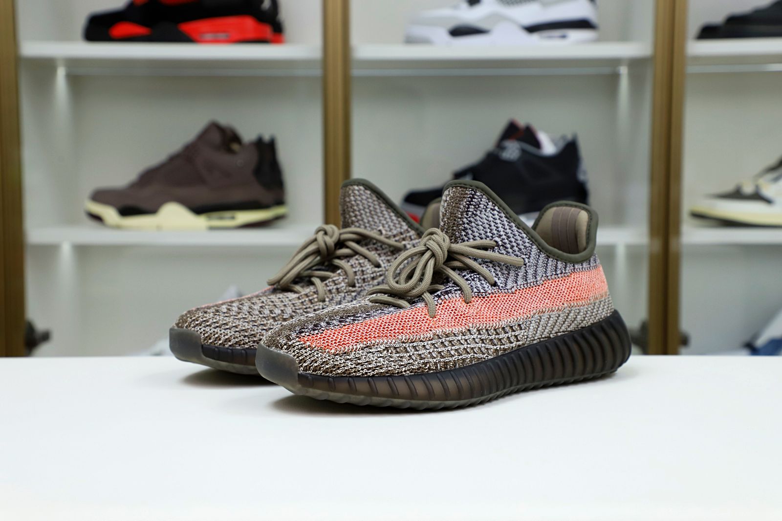 YEEZY BOOST 350 V2 ASH STONE