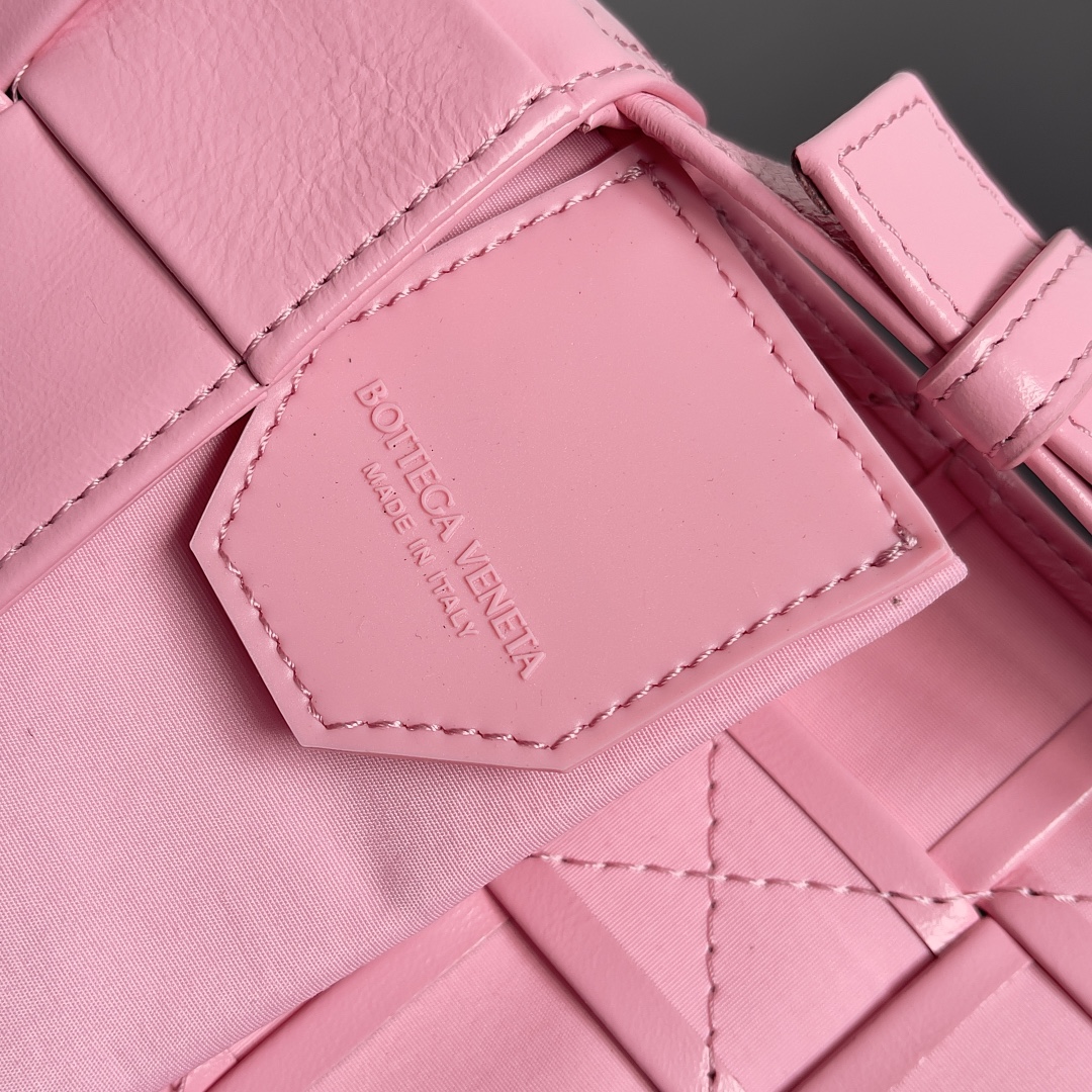 Bottega Veneta bv five compartment oiled wax leather mini ribbon pink #717587