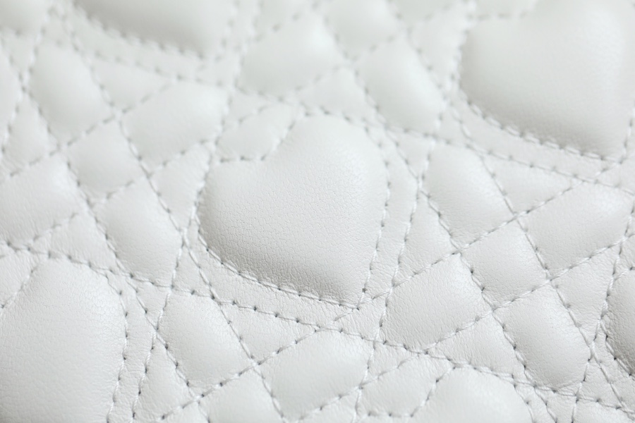 Dior Lady four compartments Tanabata section white ▫️DR-091