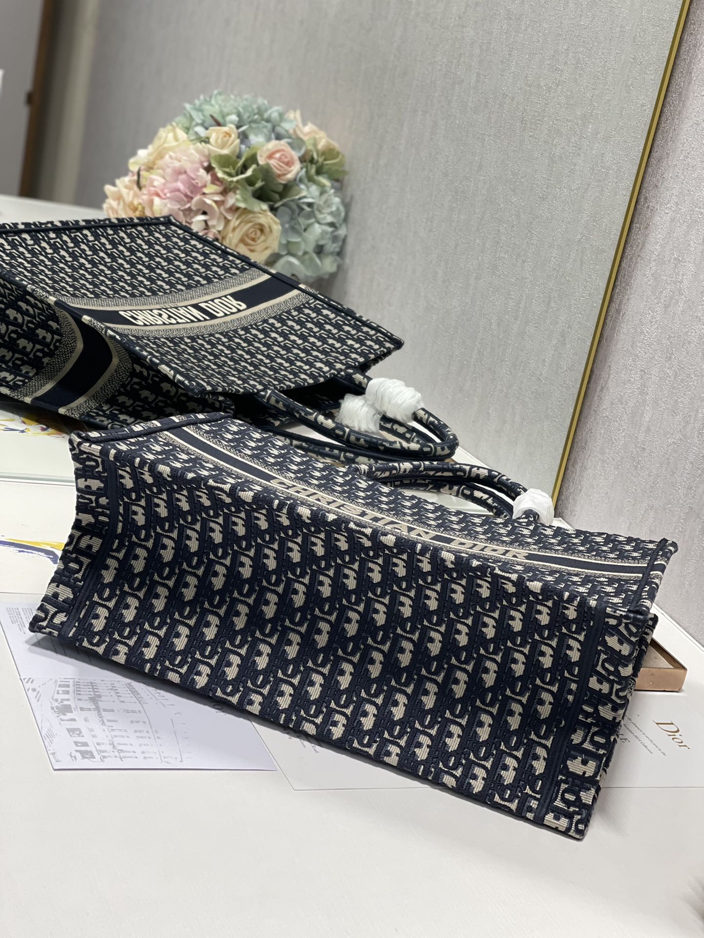 DIOR TOTE Blue D❤ Large