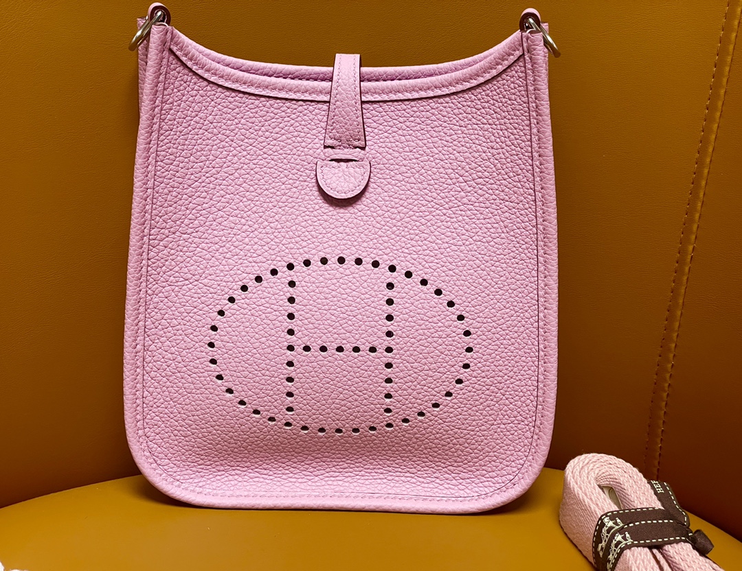 Mini Evelyn pink tc leather silver buckle