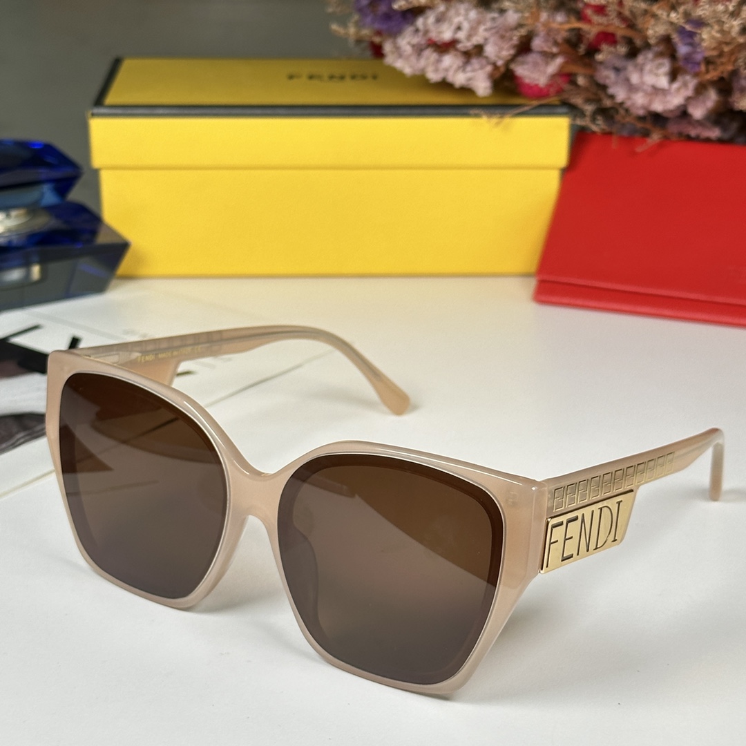 FEND*I FEND*I🌈✨MODEL:FD8031