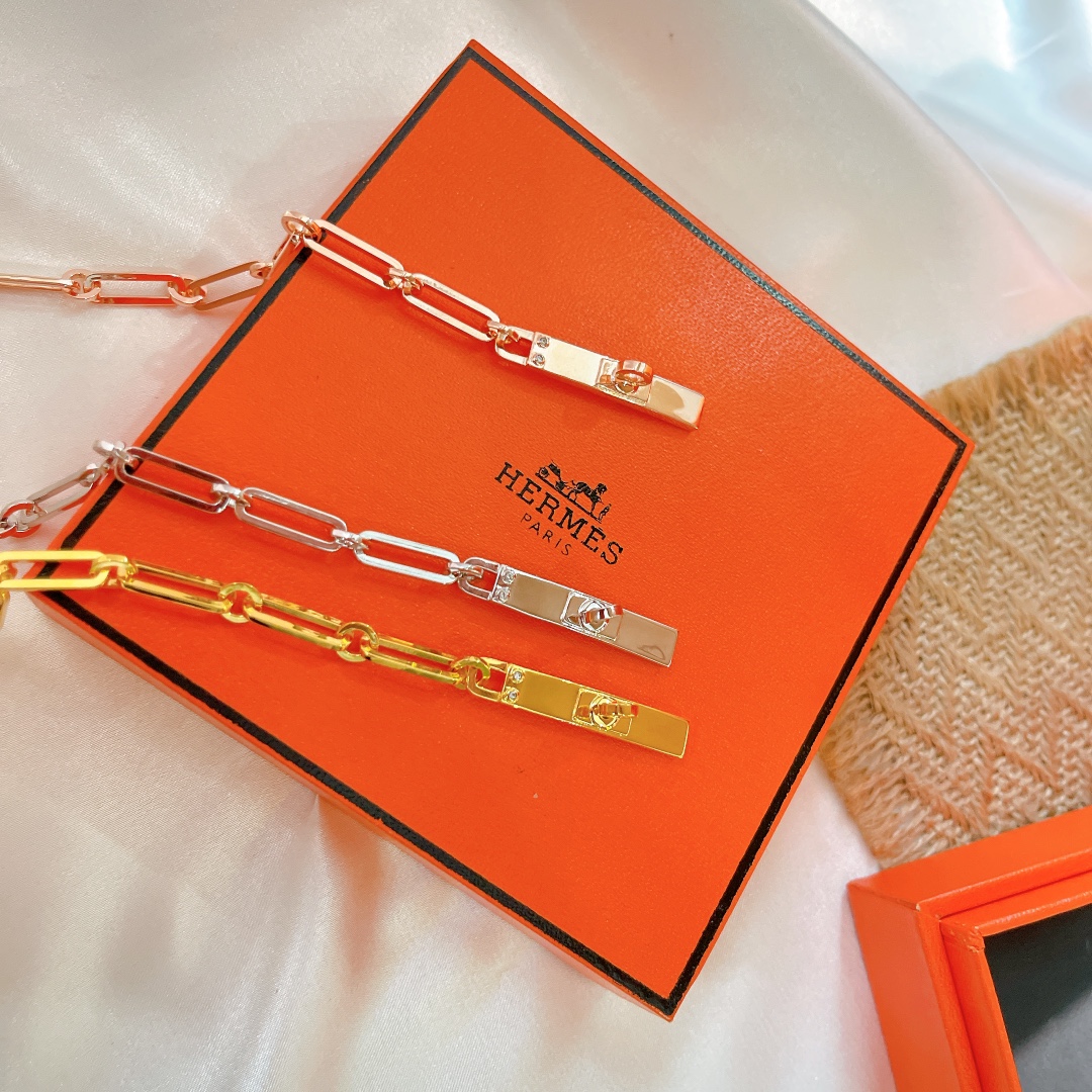 Hermes bracelet