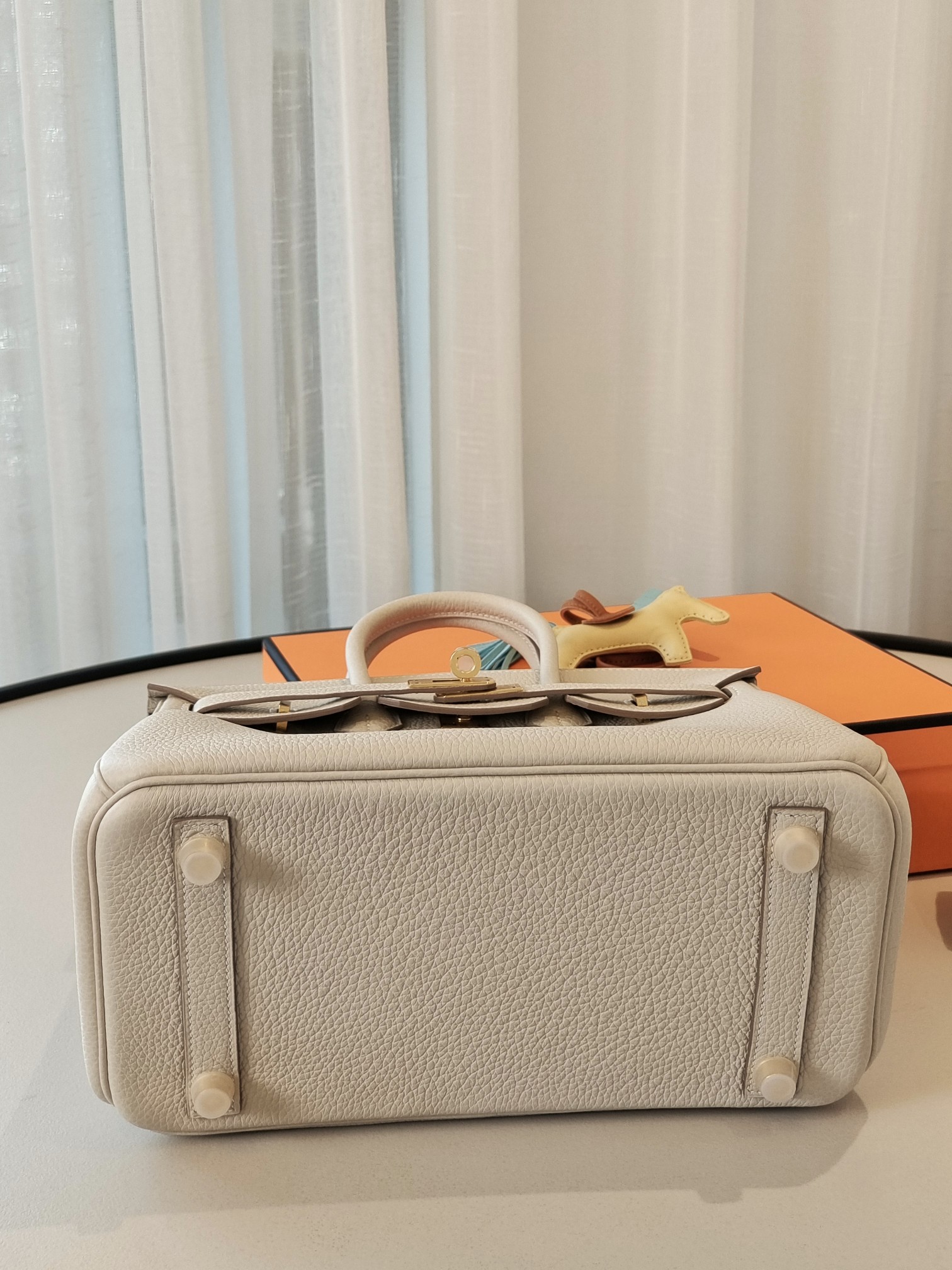 BK25 milkshake white togo leather gold buckle