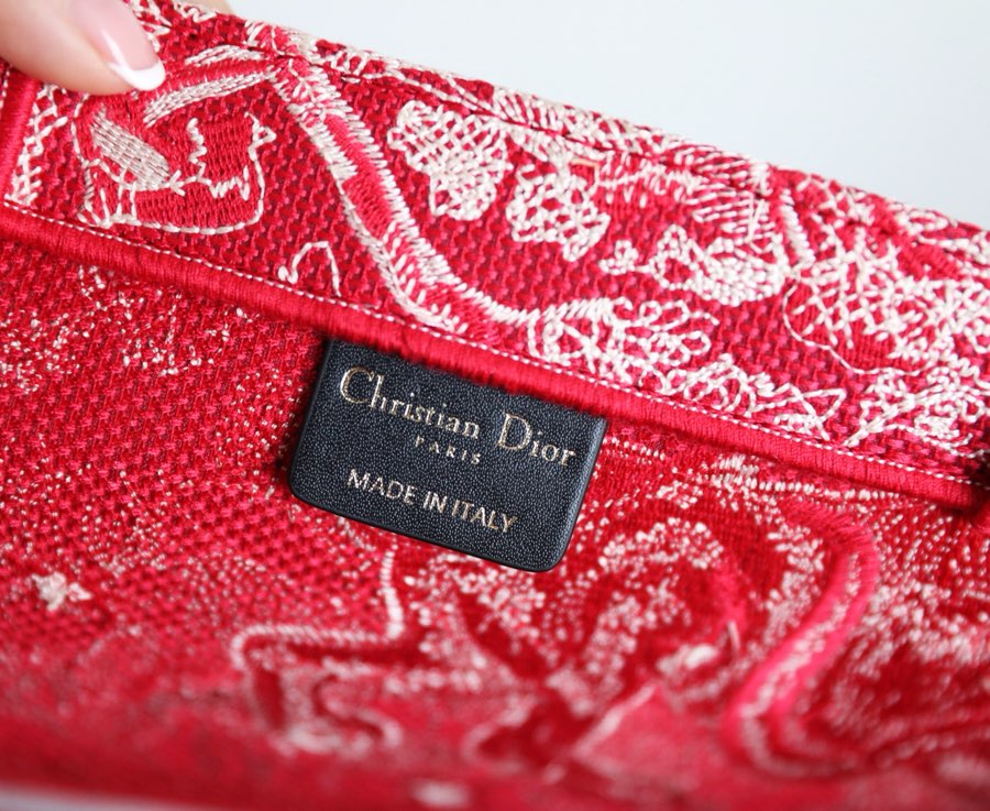 DIOR TOTE red embroidery