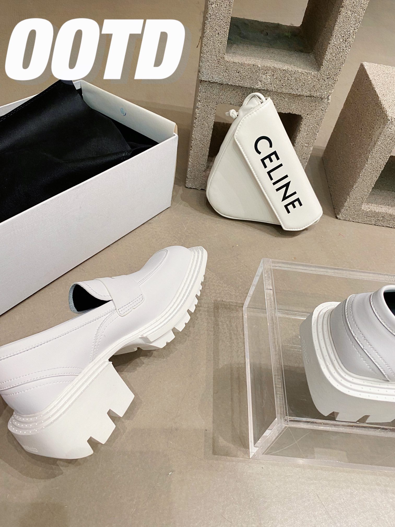 Untitlab 𝟐𝟎𝟐𝟏/𝐒𝐒 𝐧𝐞𝐰 Niche Louboutins Customized cowhide upper Sheepskin lining