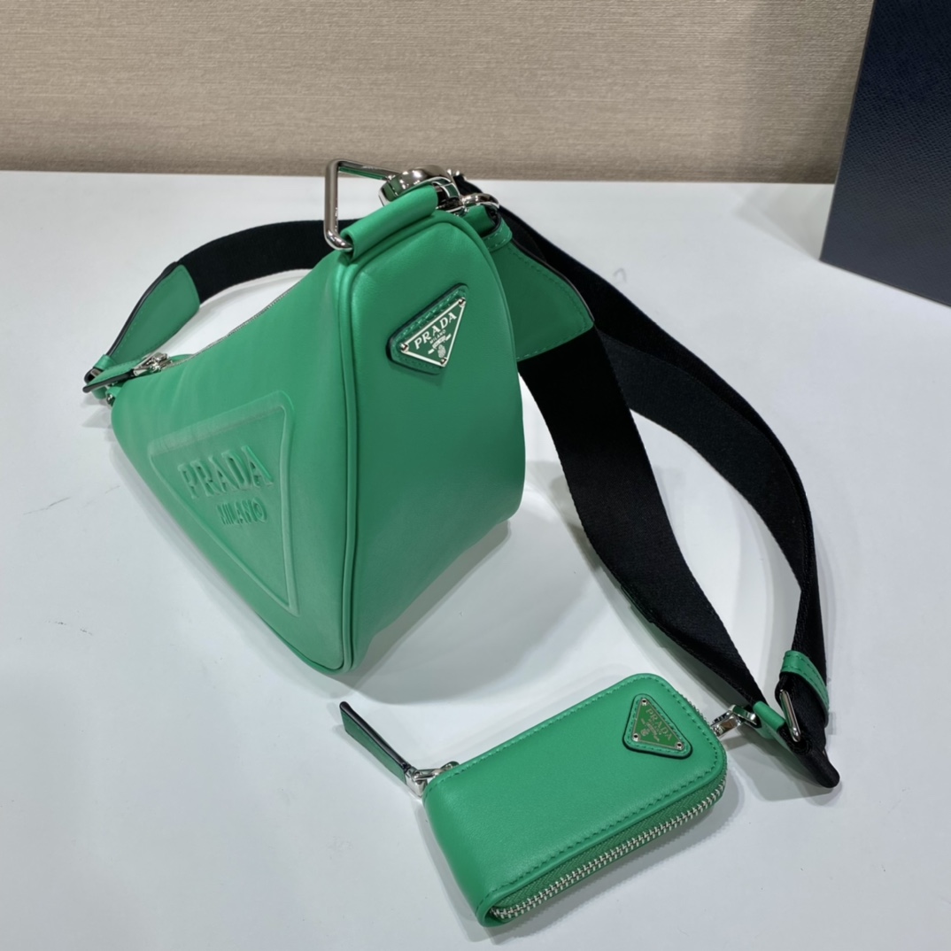 𝐏𝐑𝐀𝐃𝐀 Triangle Crossbody Bag 1BH190