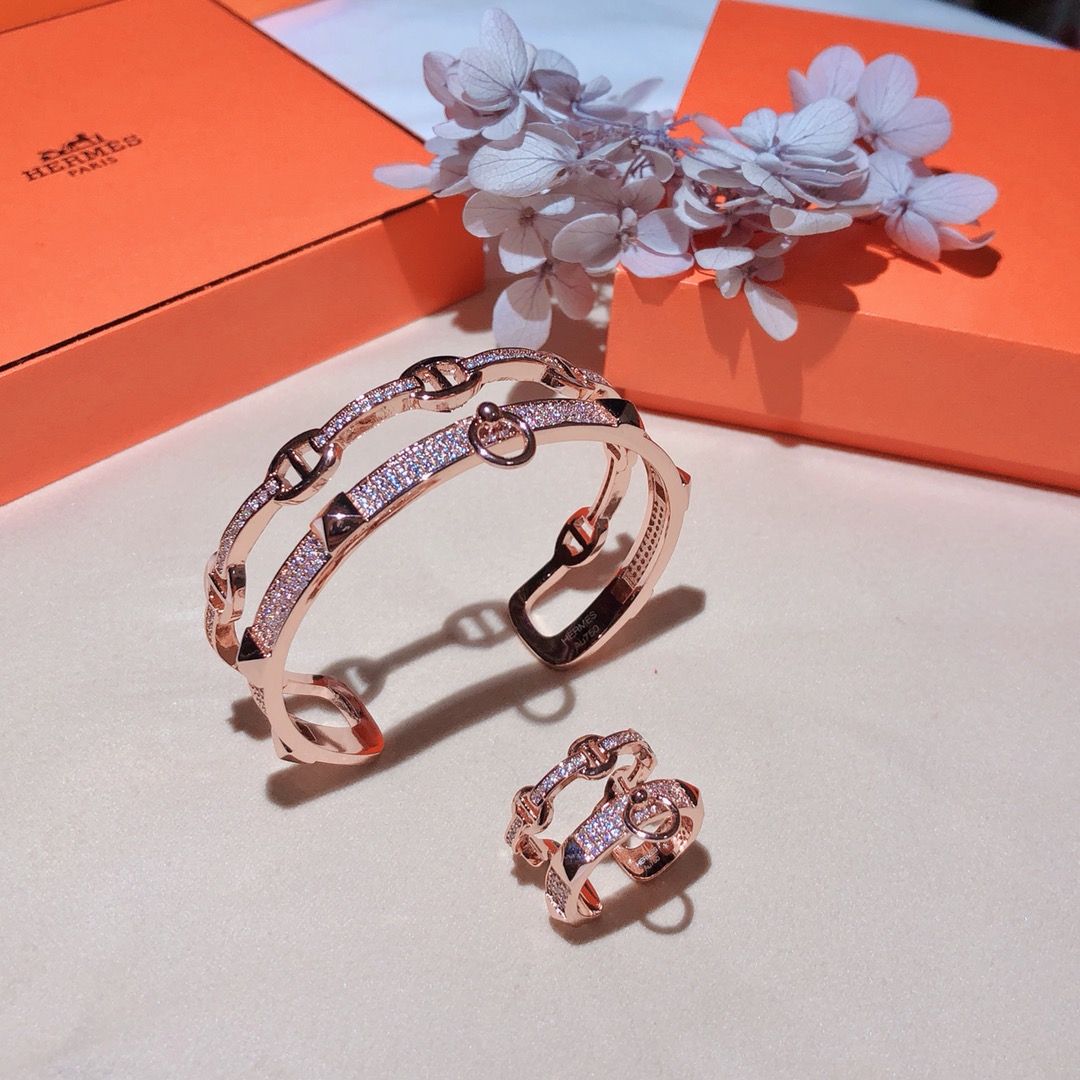 Hermes bracelet