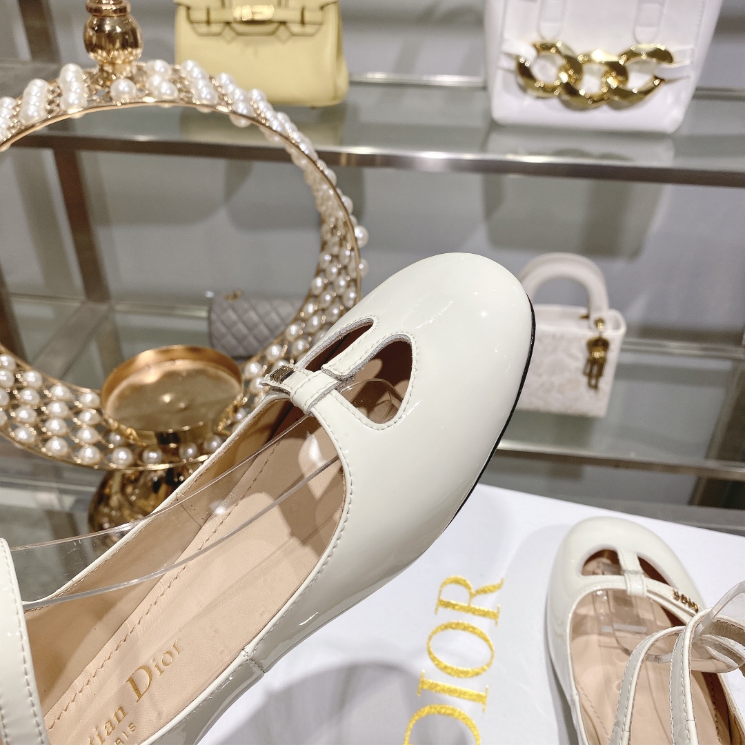 DIOR Retro Fashion Cutout Double Buckle Chunky Heel Mary Jane Shoes 3.5cm Beige