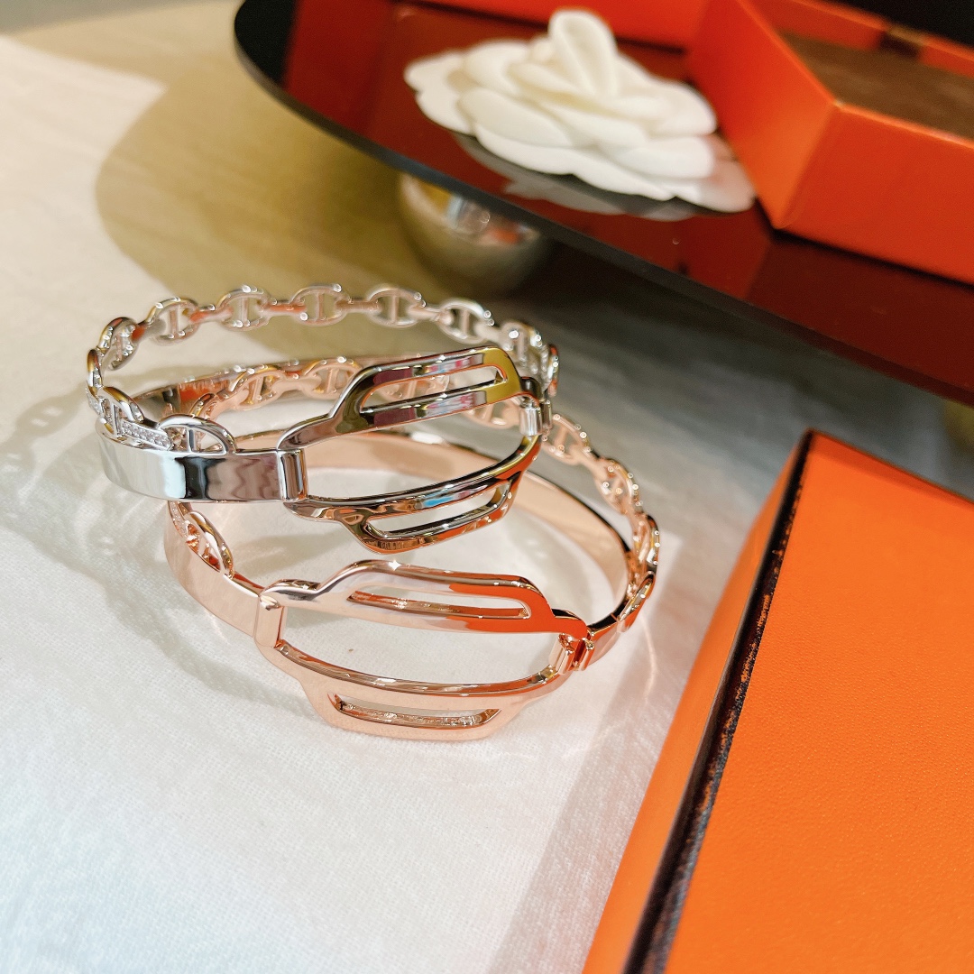 Hermes bracelet