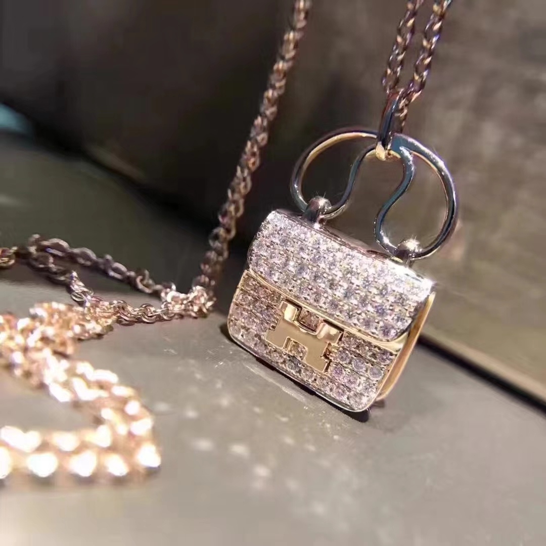 Hermes necklace