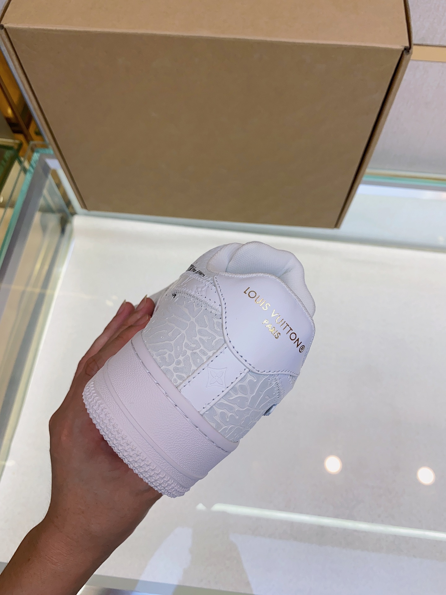 Louis Vuitton Nike joint 🆕Men's Abbesses sneakers