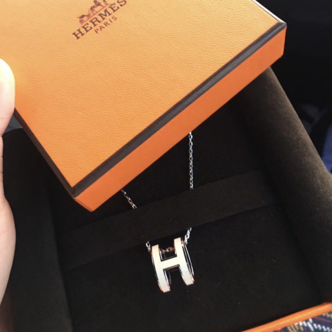 Hermes necklace