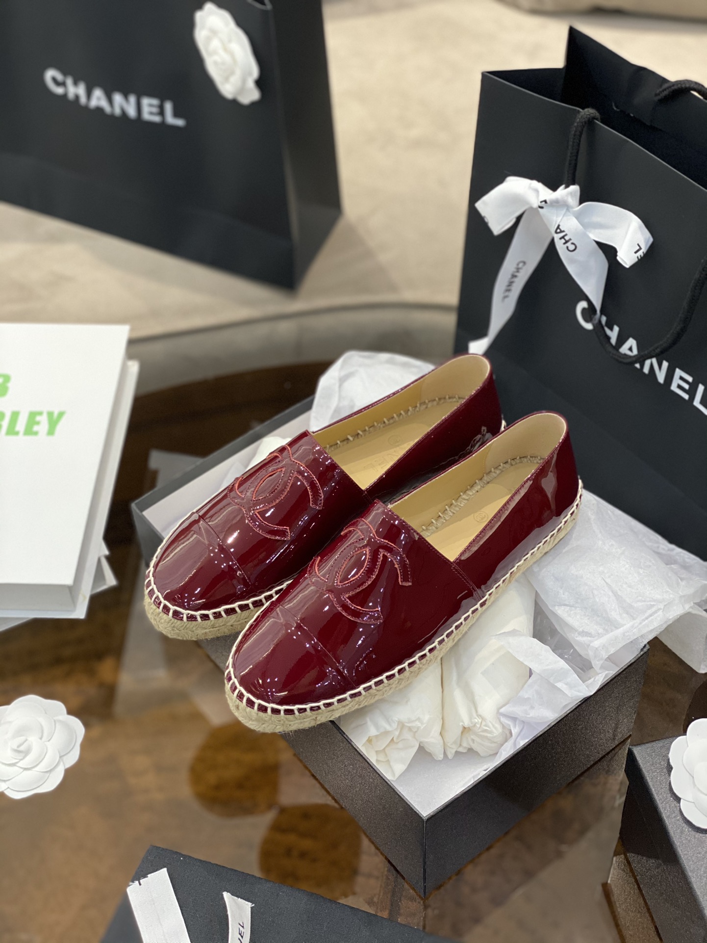 CHANEL fisherman shoes Chanel classic version of the original injection of rubber translucent rubber original color hemp sole